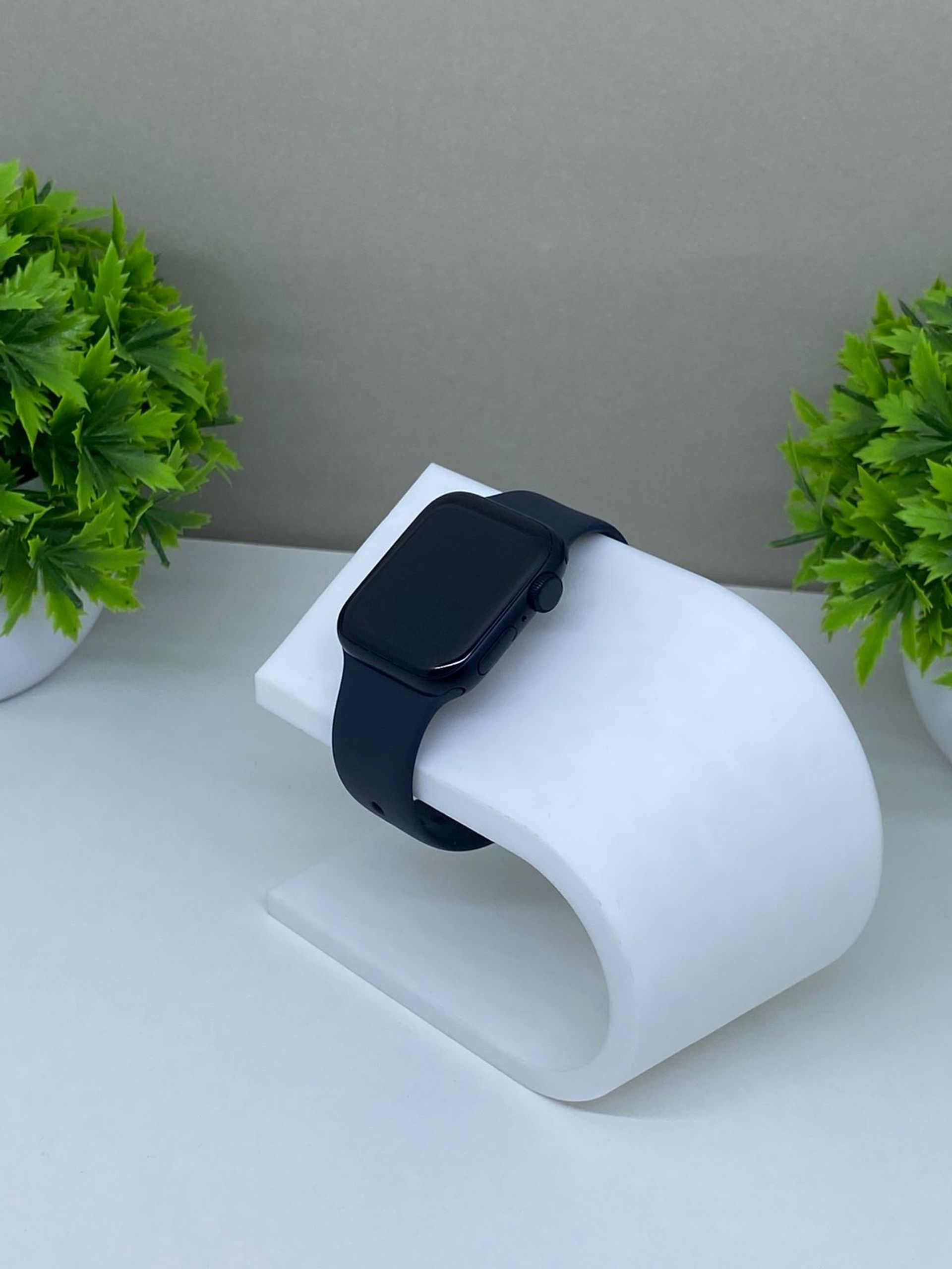 Apple Watch SE 40 мм (2е поколение)