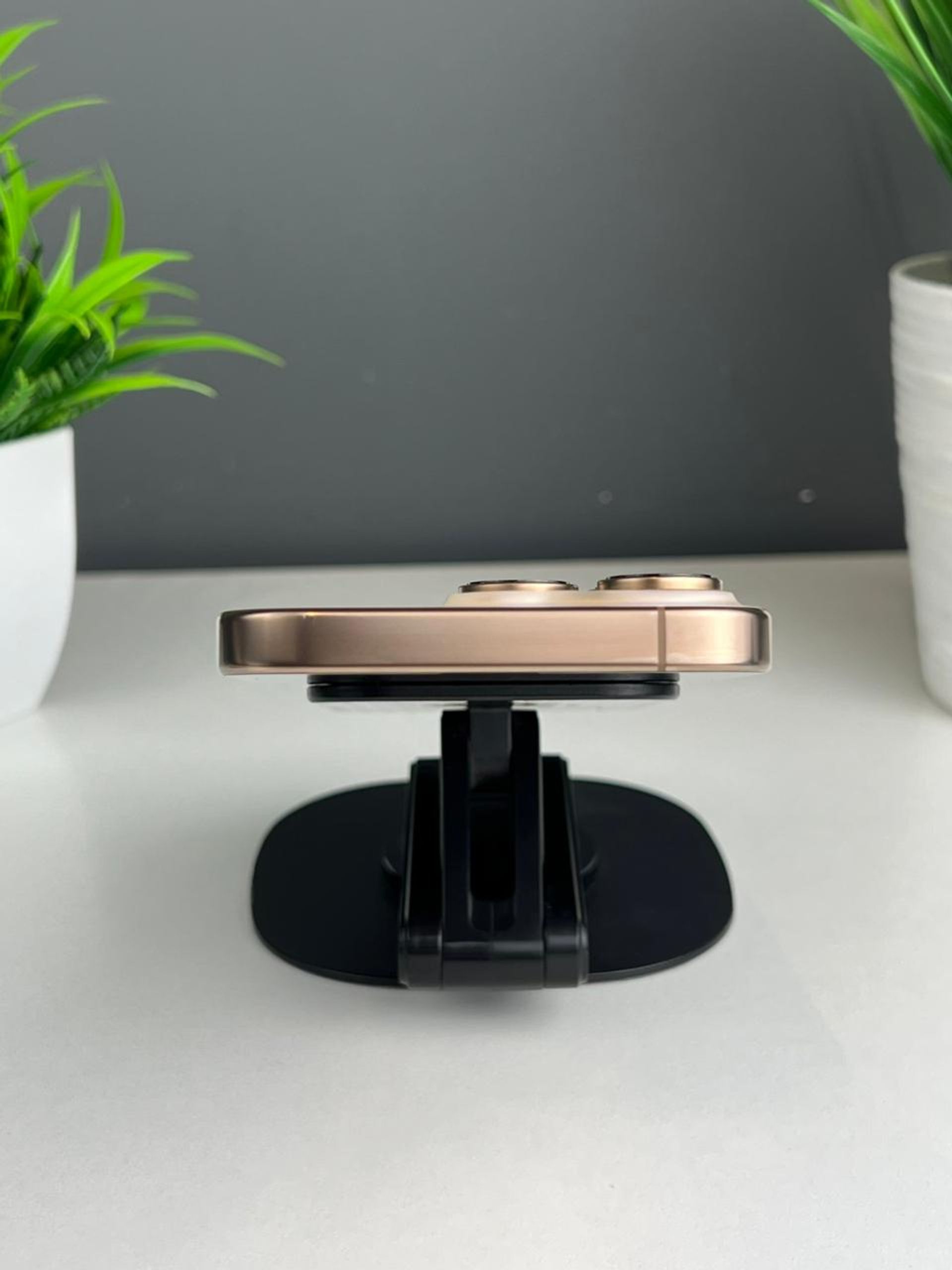 Apple iPhone 16 Pro 128GB - фото_3