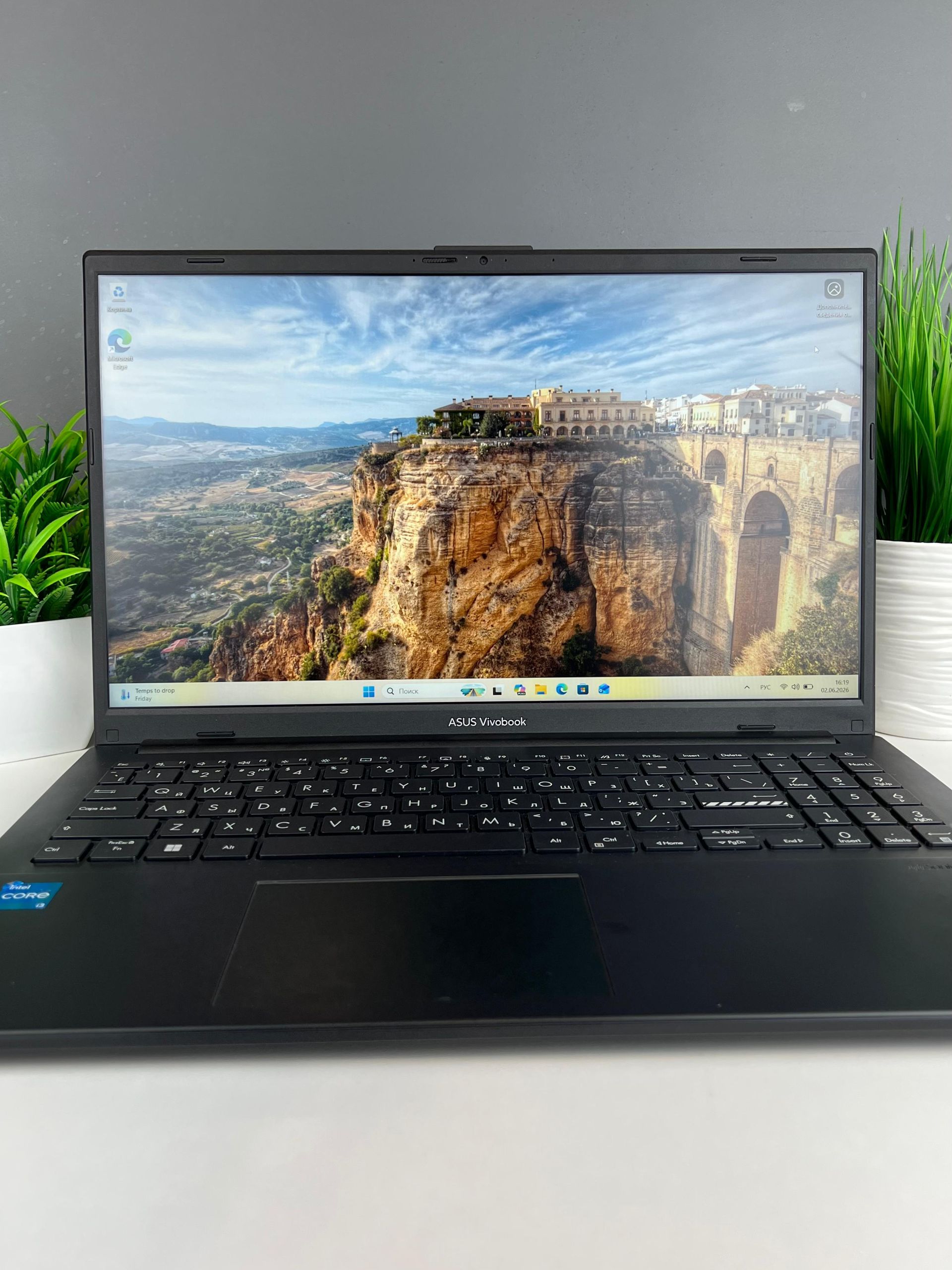 Ноутбук Asus Для работы и учебы  Intel Core i3  12-поколение  ядер 8 GB 256 GB 14 дюймов