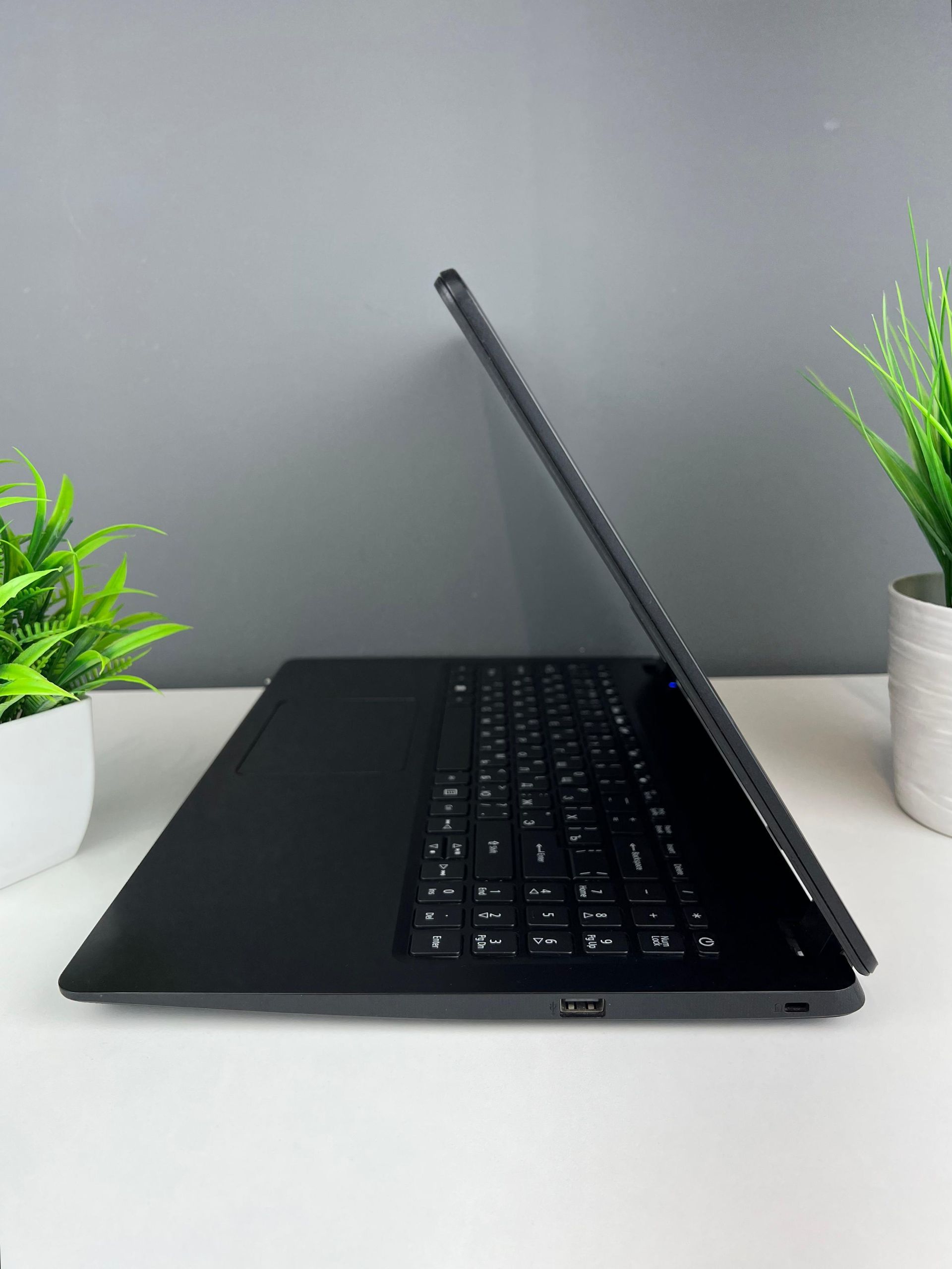 Ноутбук Acer core i3/10-пок  Intel Core i3  10-поколение  ядер 4 GB 256 GB 16 дюймов