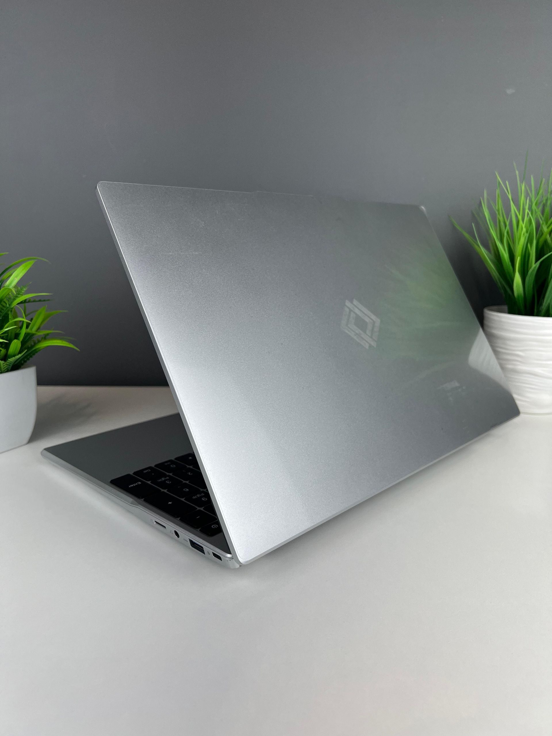 Другие марки Ryzen 7 (5-е поколение) 2023 (8 ядер / 16 потоков)