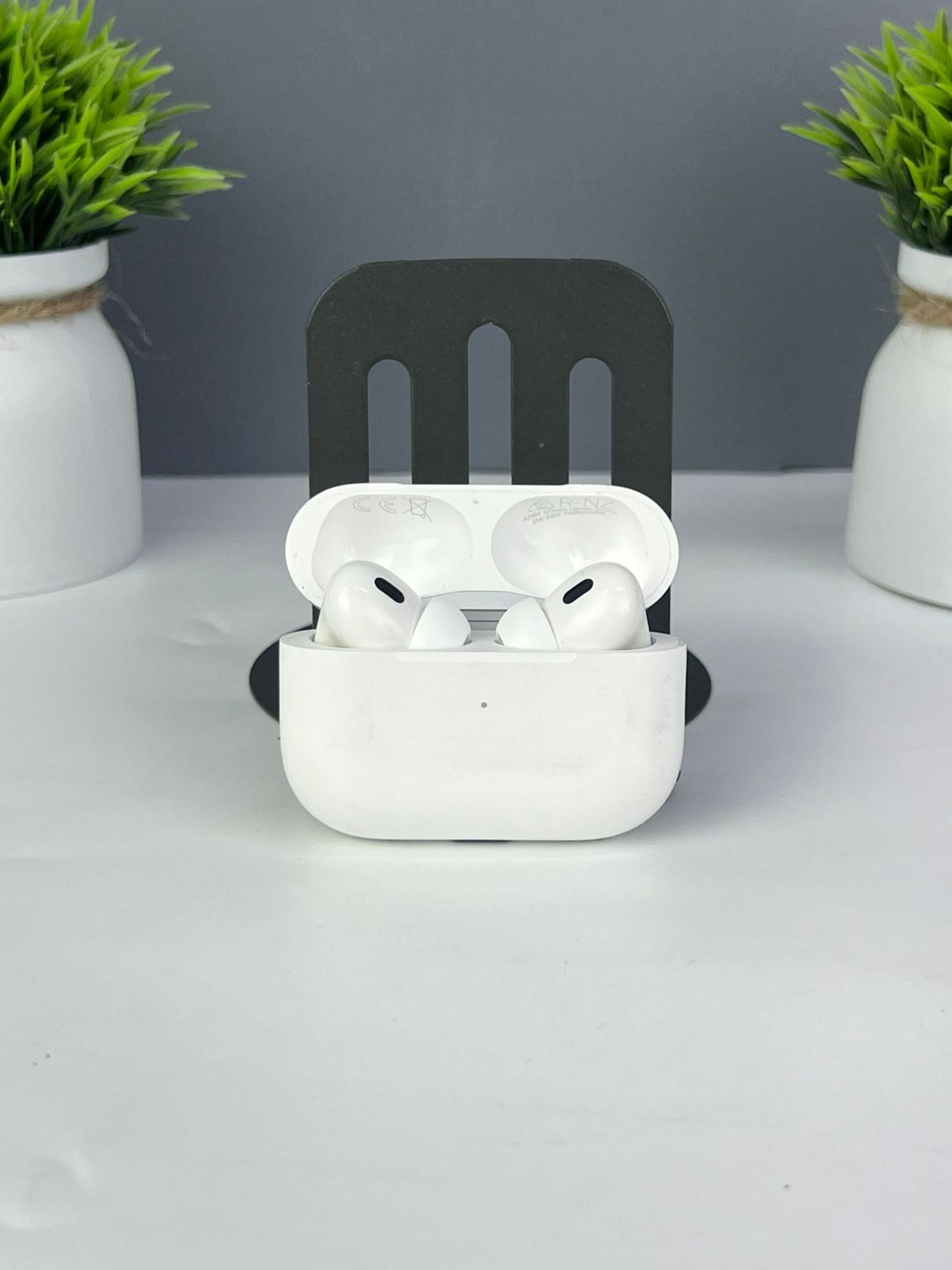 Apple AirPods Pro 2