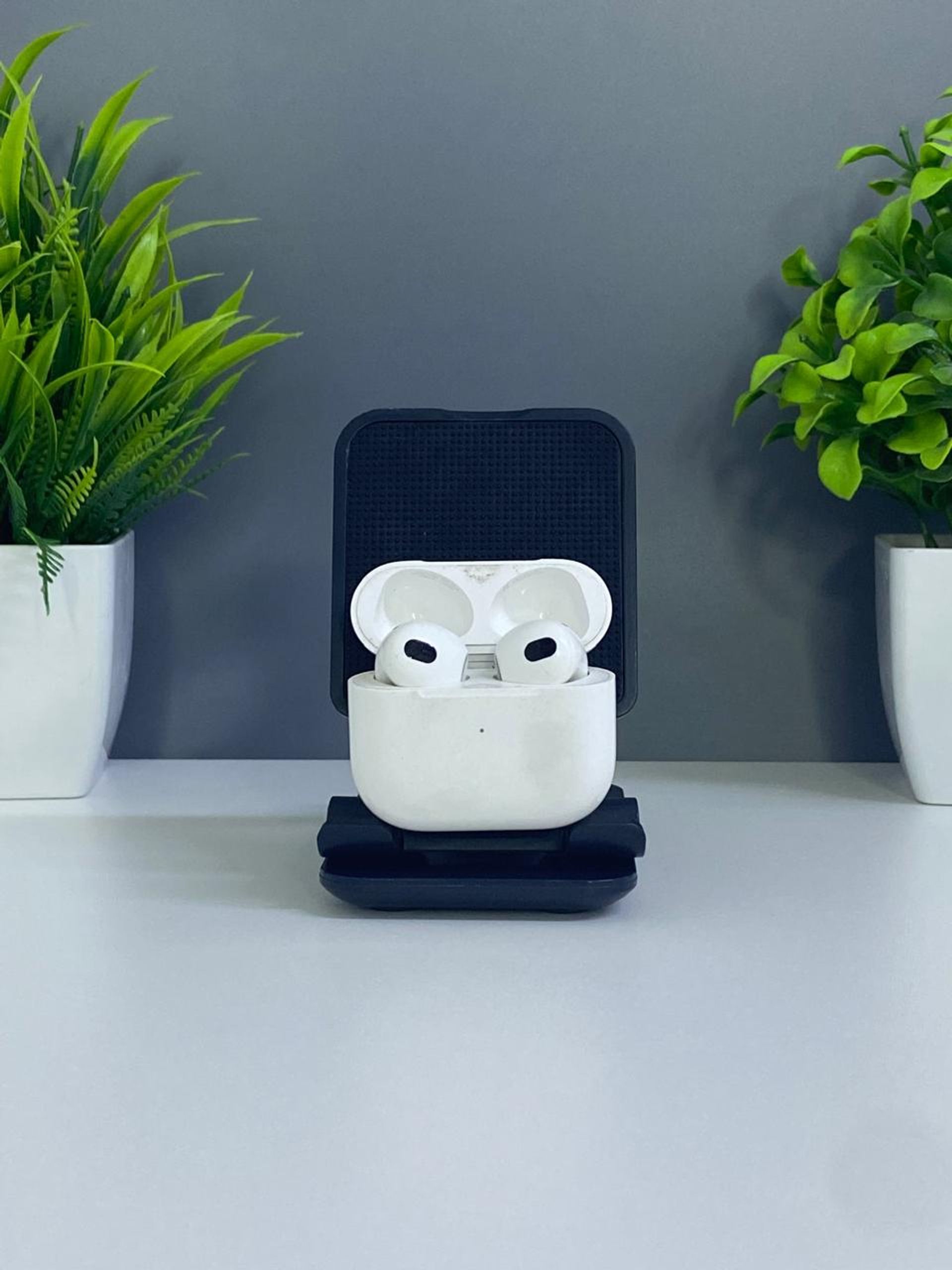 Apple AirPods 3 series