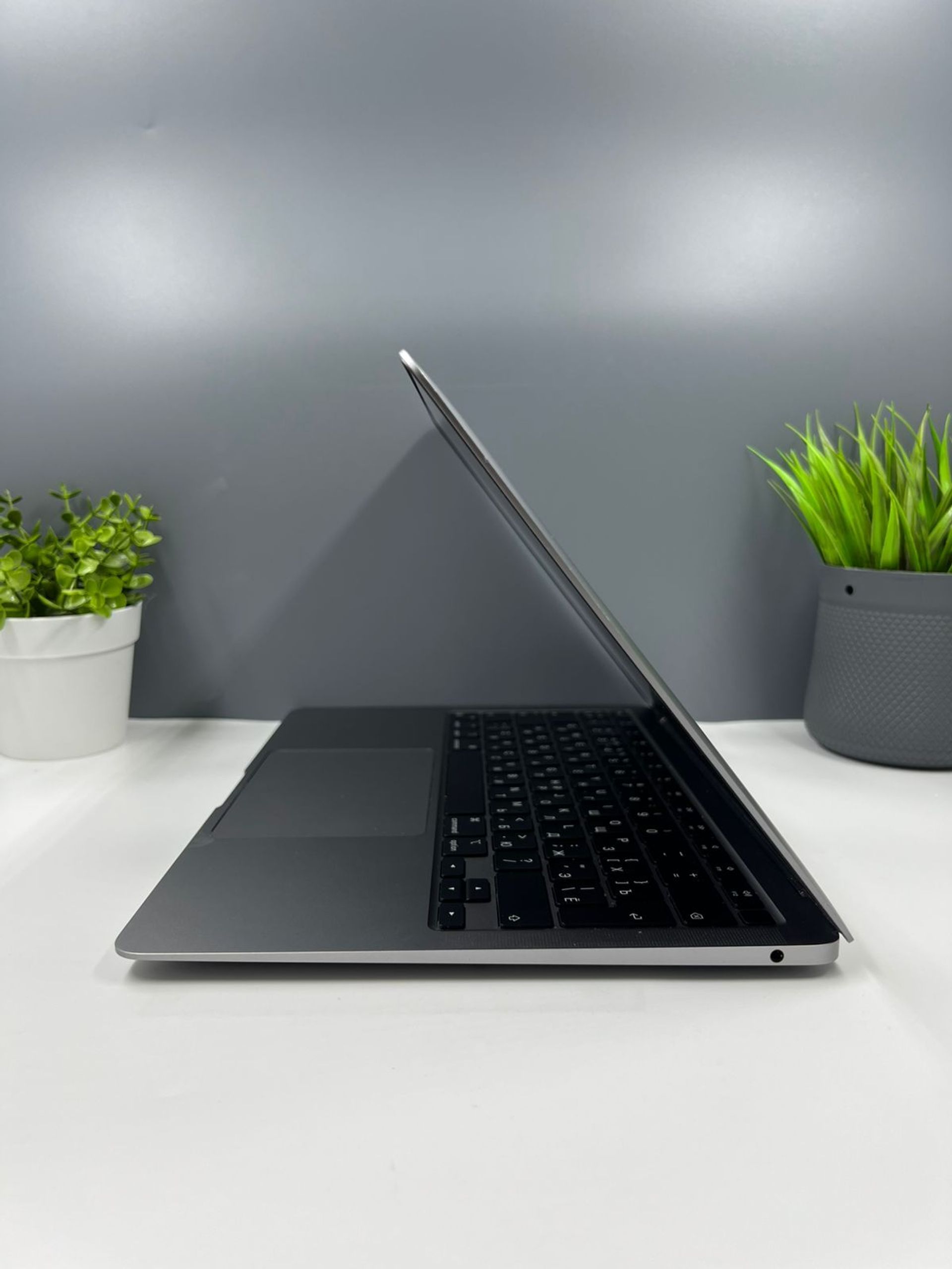 Ноутбук Apple macbook air 11 intel i5  Intel Core i3 13-поколение  ядер 8 GB 256 GB 13 дюймов
