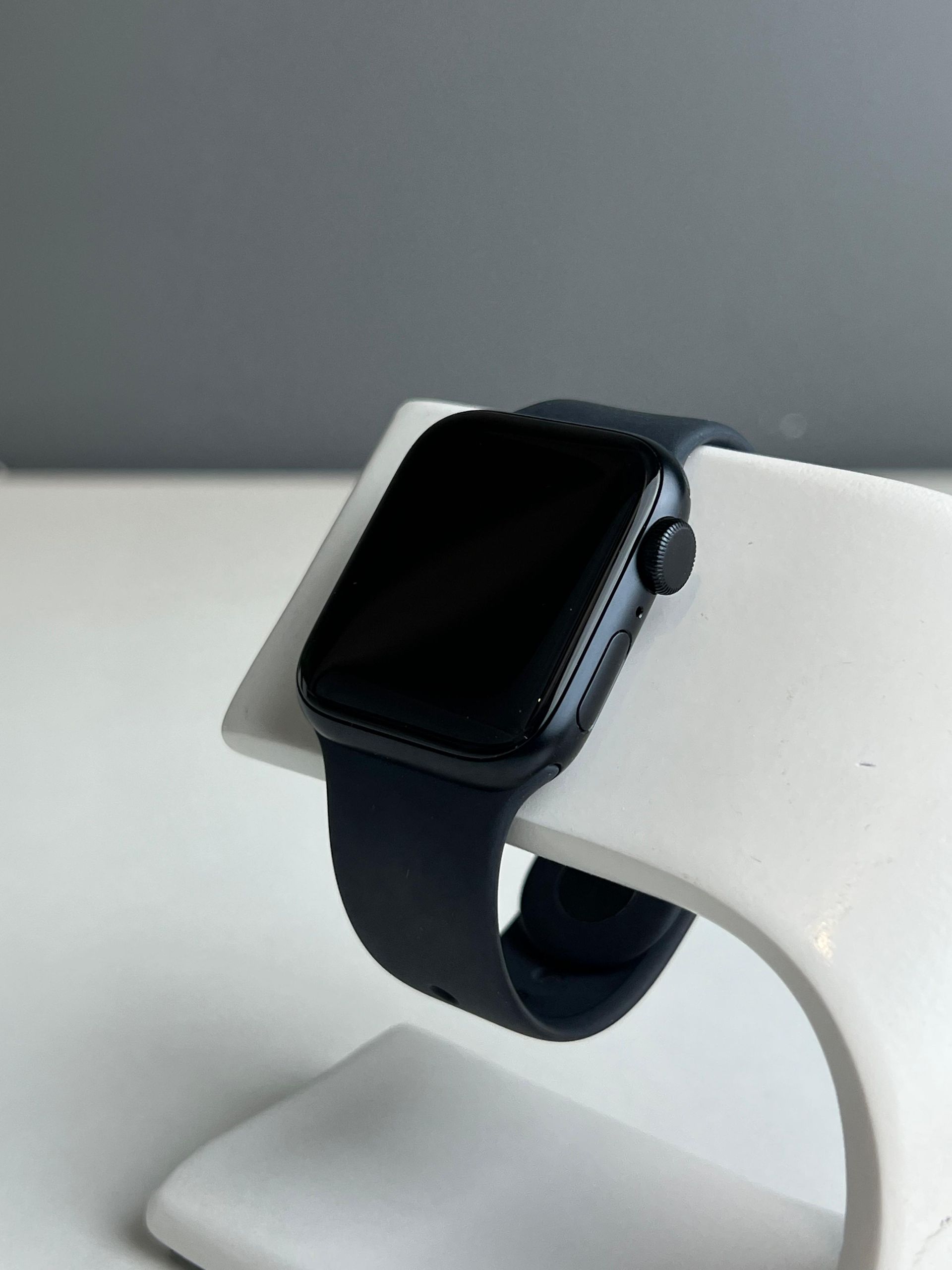 Apple Series SE 40 mm (2е поколение) 40 мм