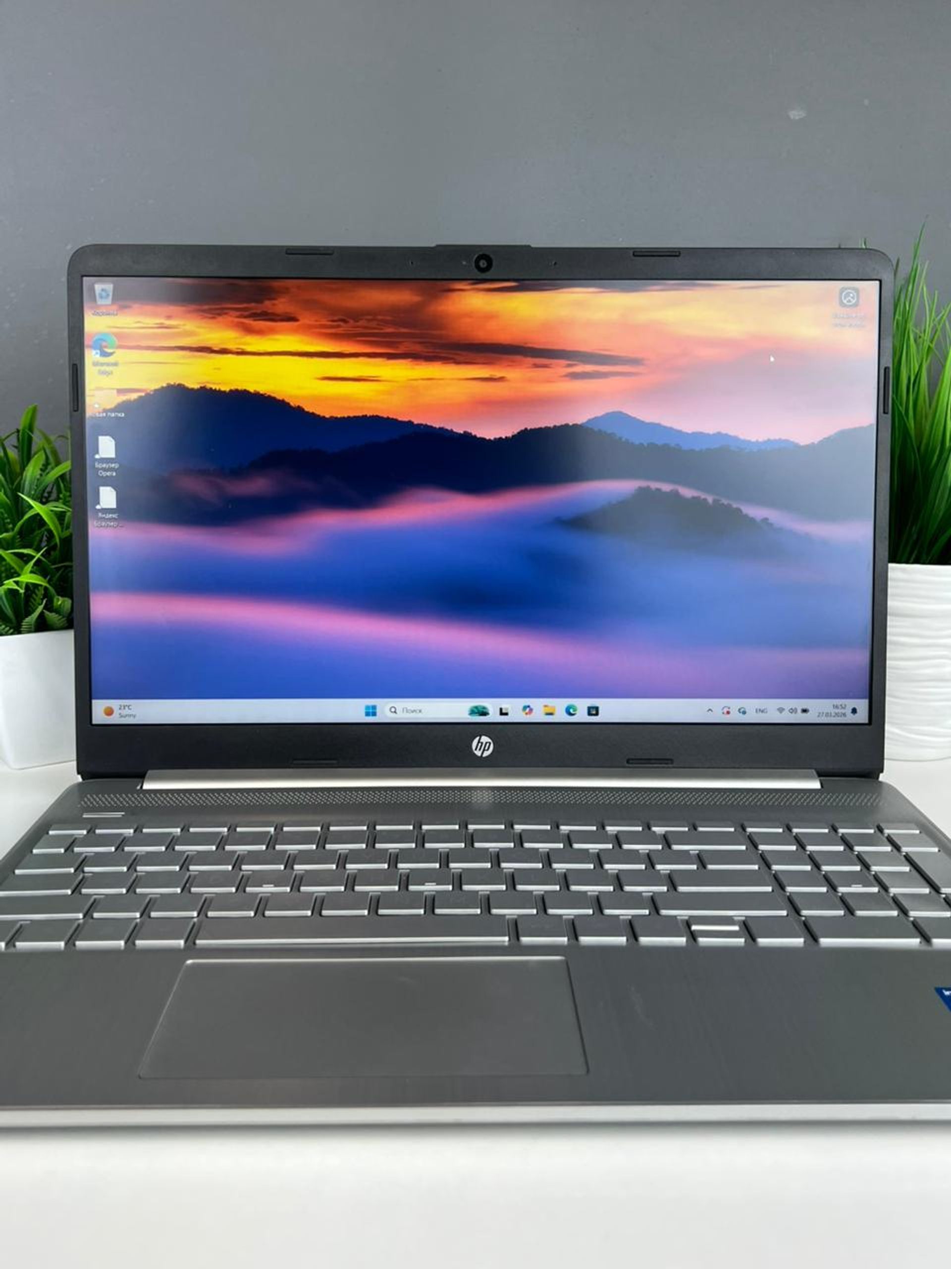 HP Core-i5\12