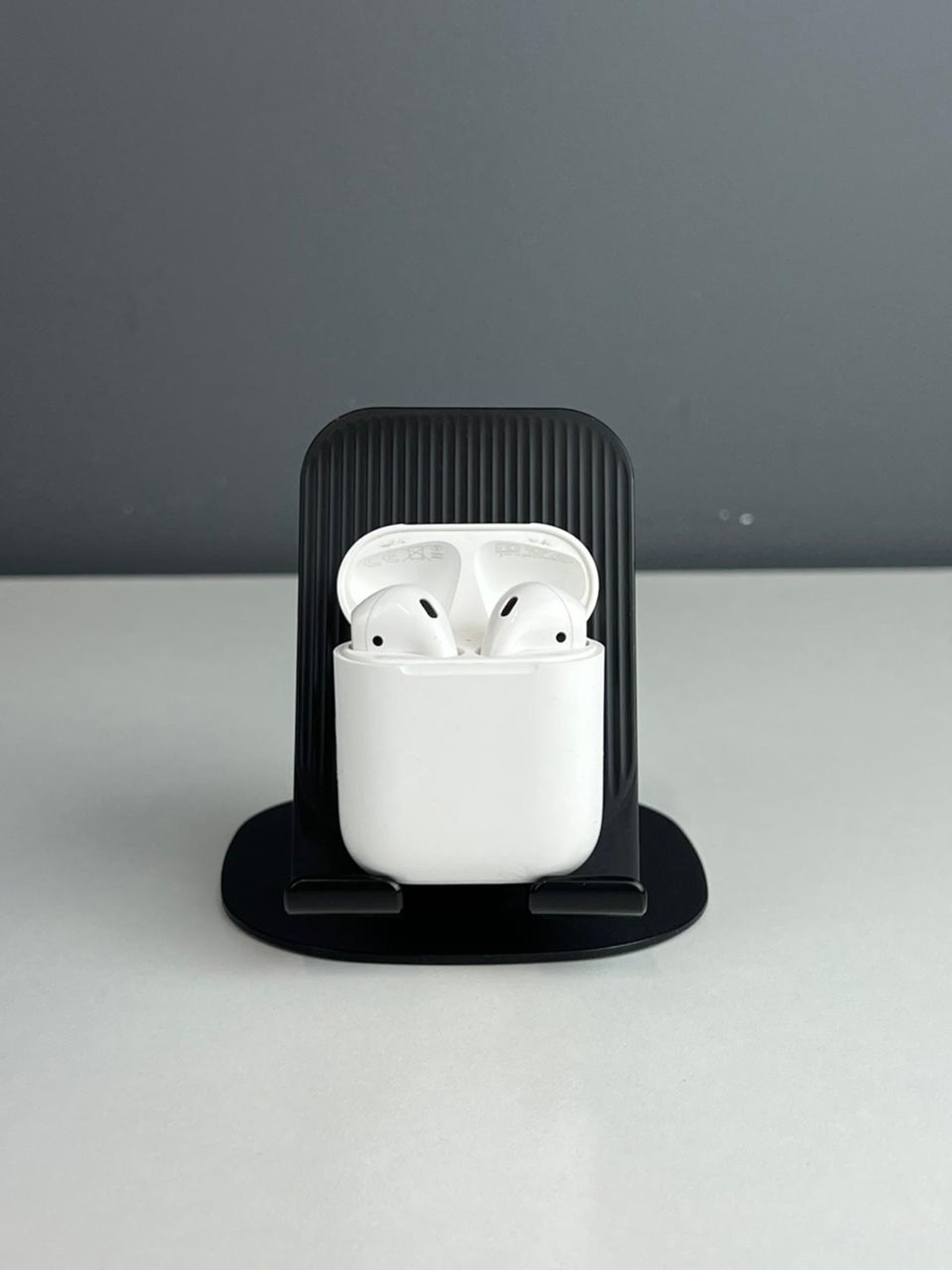 AirPods 2 series