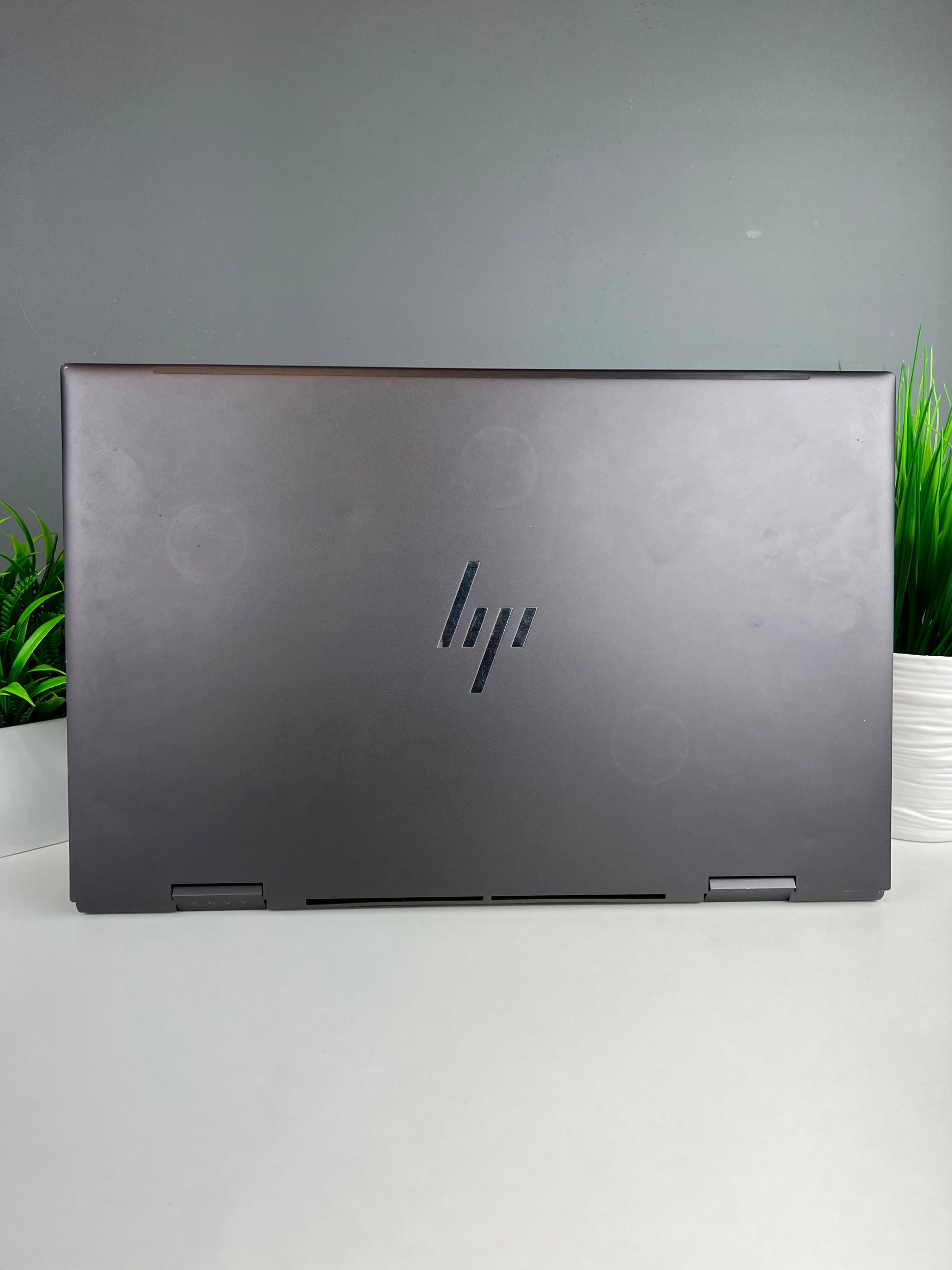 Ноутбук Hp ryzen 5 (5-е поколение) 2023 (6 ядер / 12 потоков) AMD Ryzen 5 5-поколение ядер 8 GB 512 GB 17 дюймов