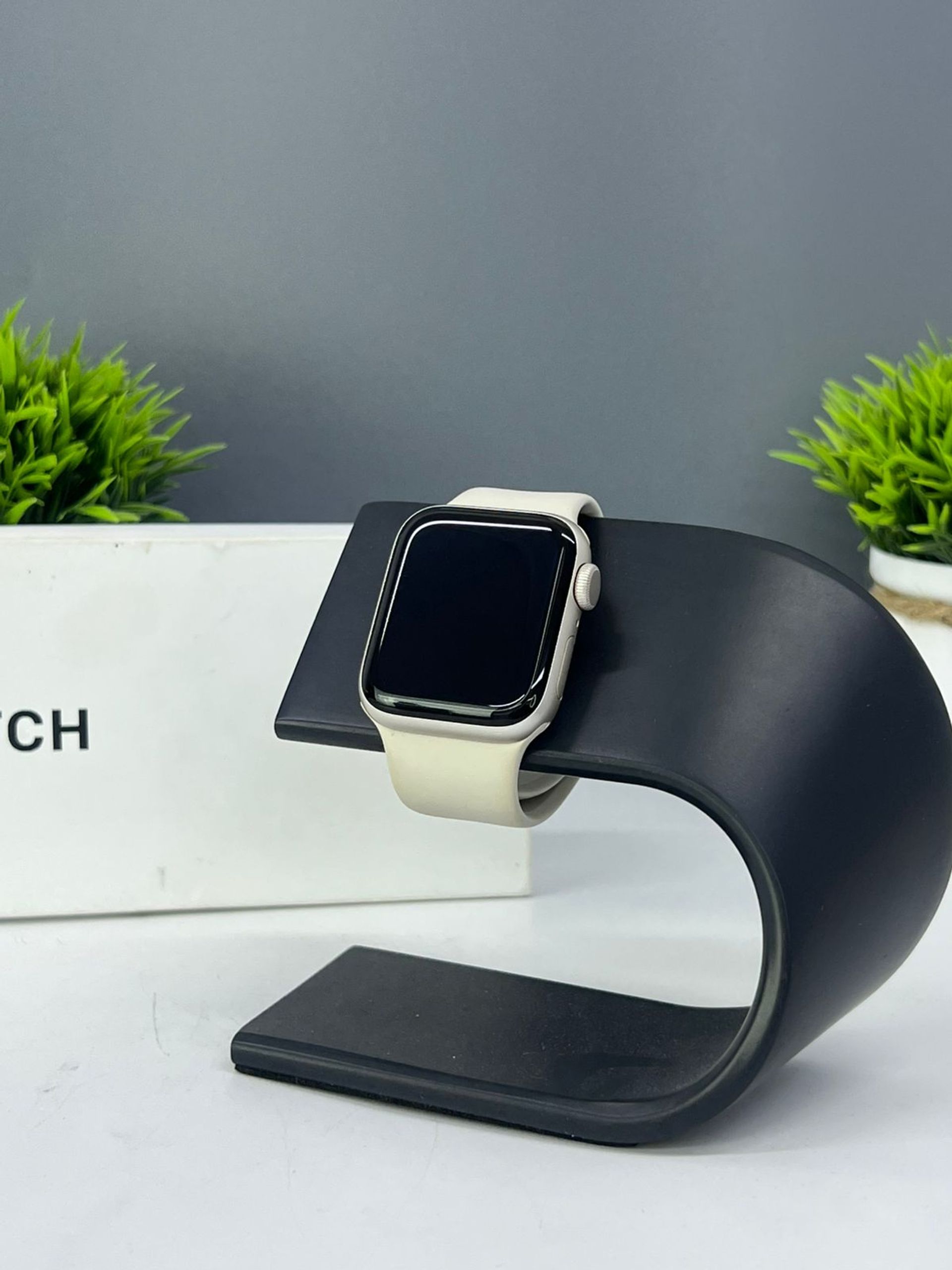 Apple Watch SE 40 мм (2е поколение)