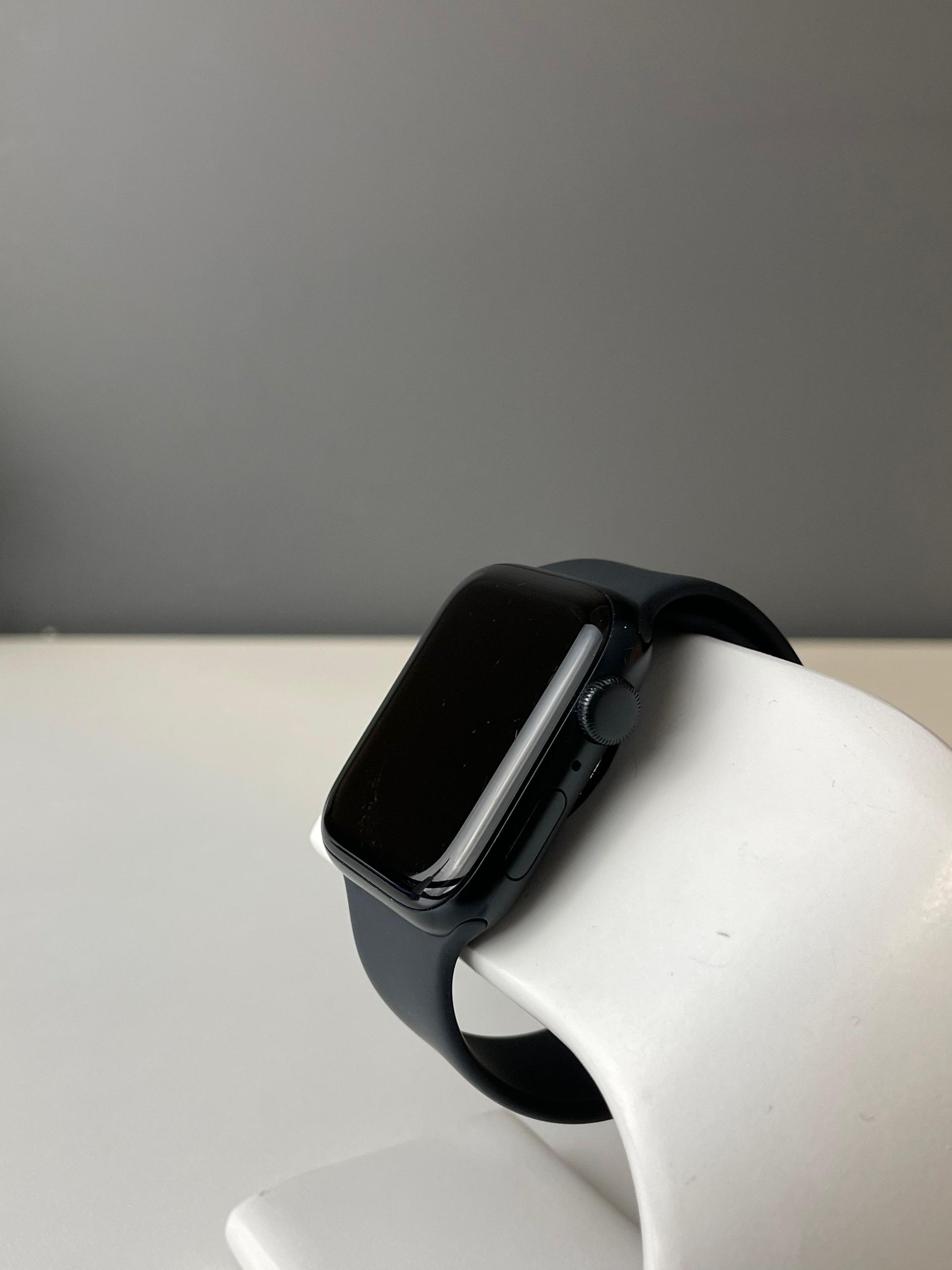 Apple Watch SE 44 мм (2е поколение) - фото_2