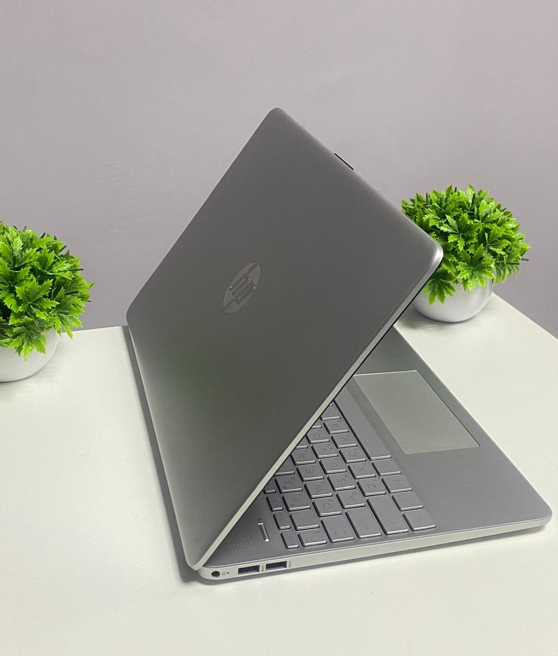 Hp Ryzen 5 (5-е поколение) 2023 (6 ядер / 12 потоков)     пароль:9804