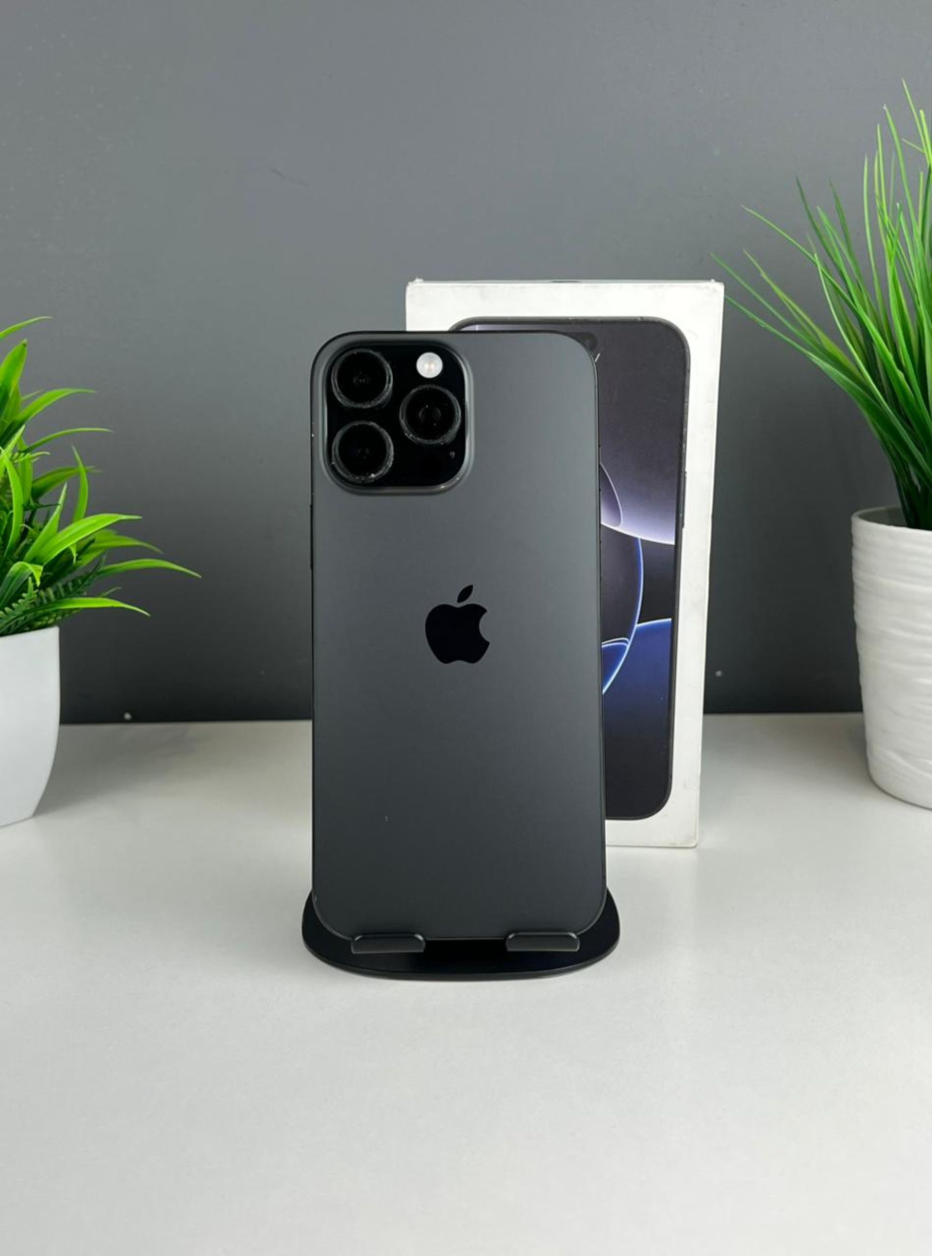 Apple iPhone 16 Pro Max 256GB - фото_0