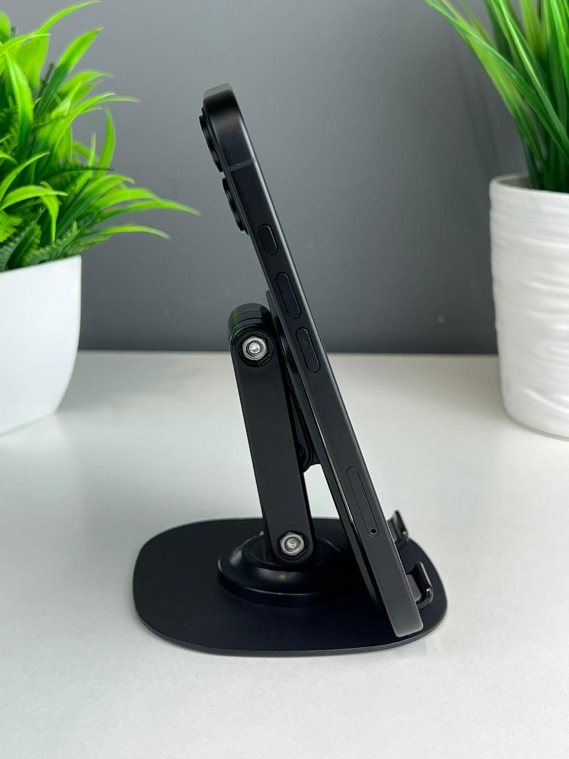 Apple iPhone 16 128Gb - фото_2