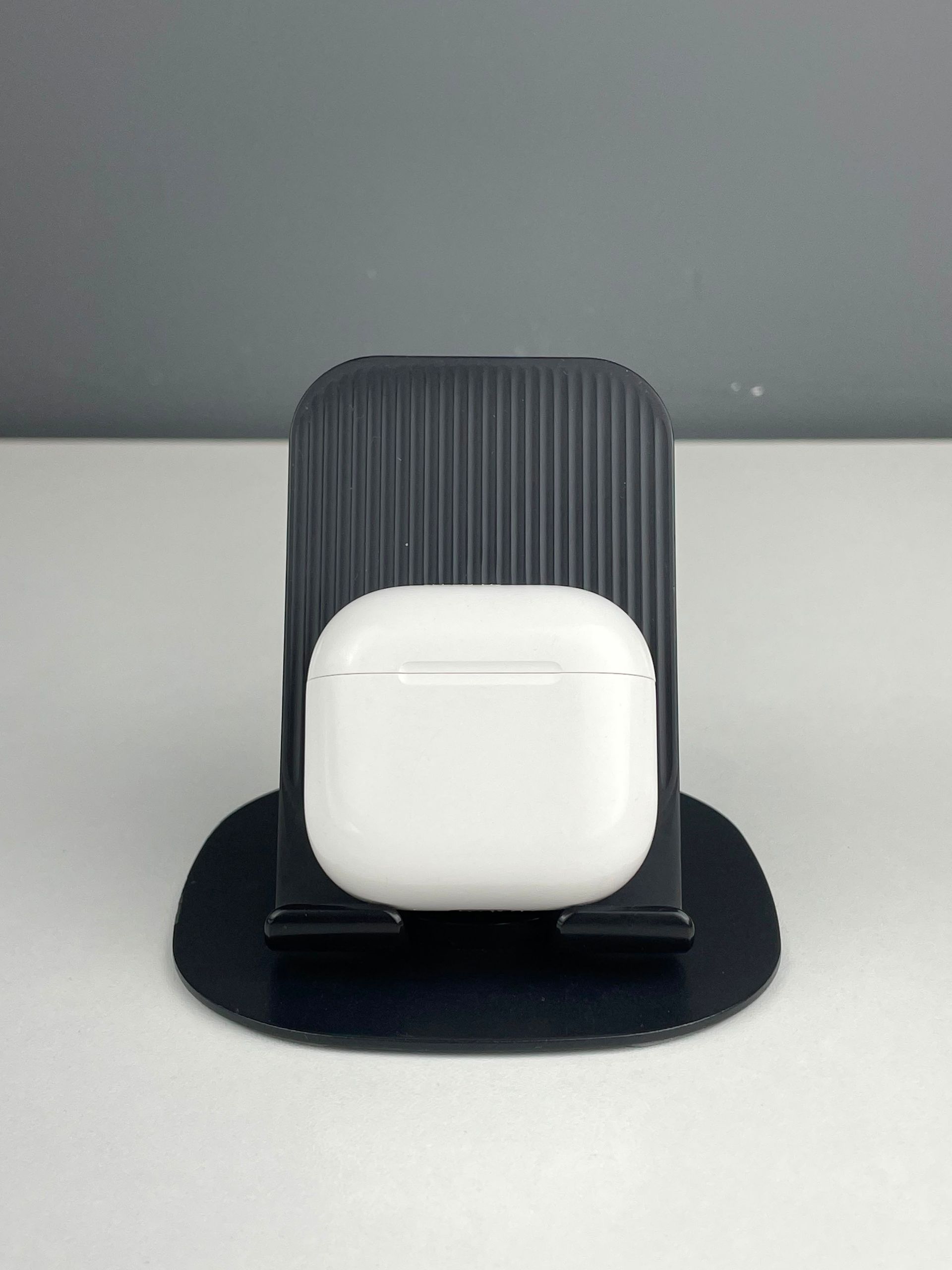 Apple AirPods 4 series