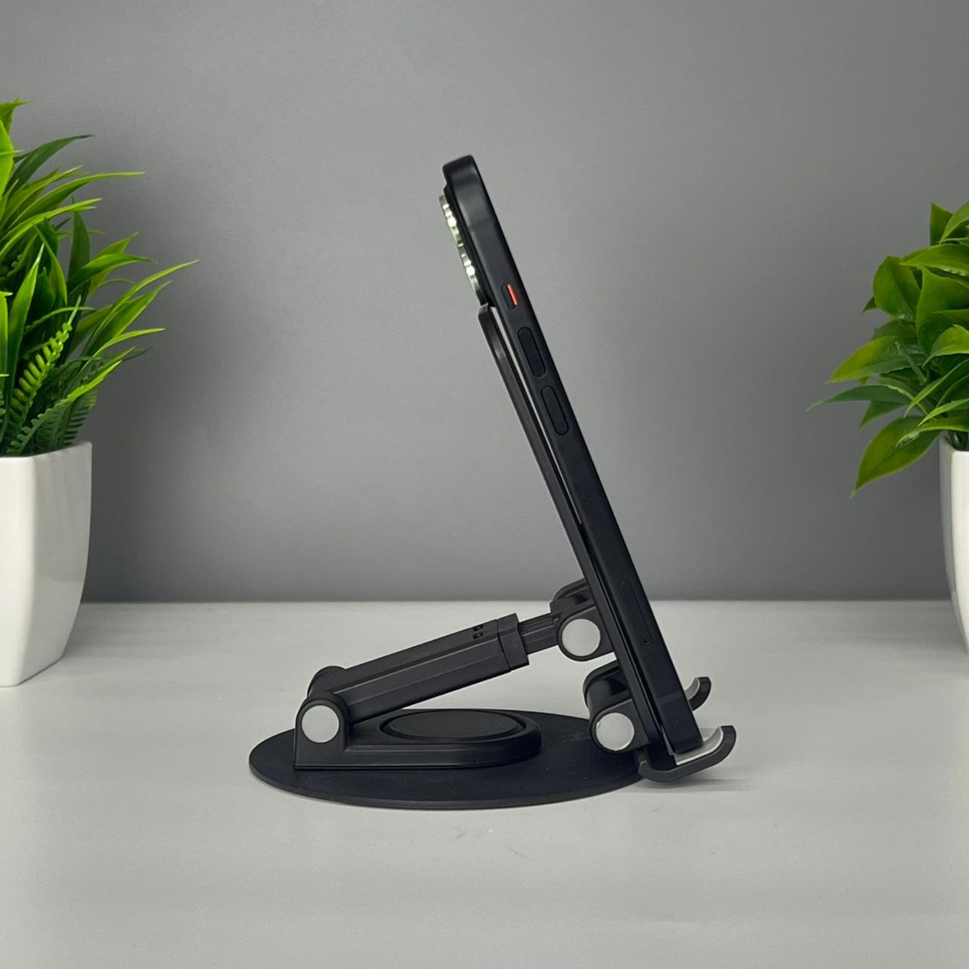 Apple iPhone 15 черный