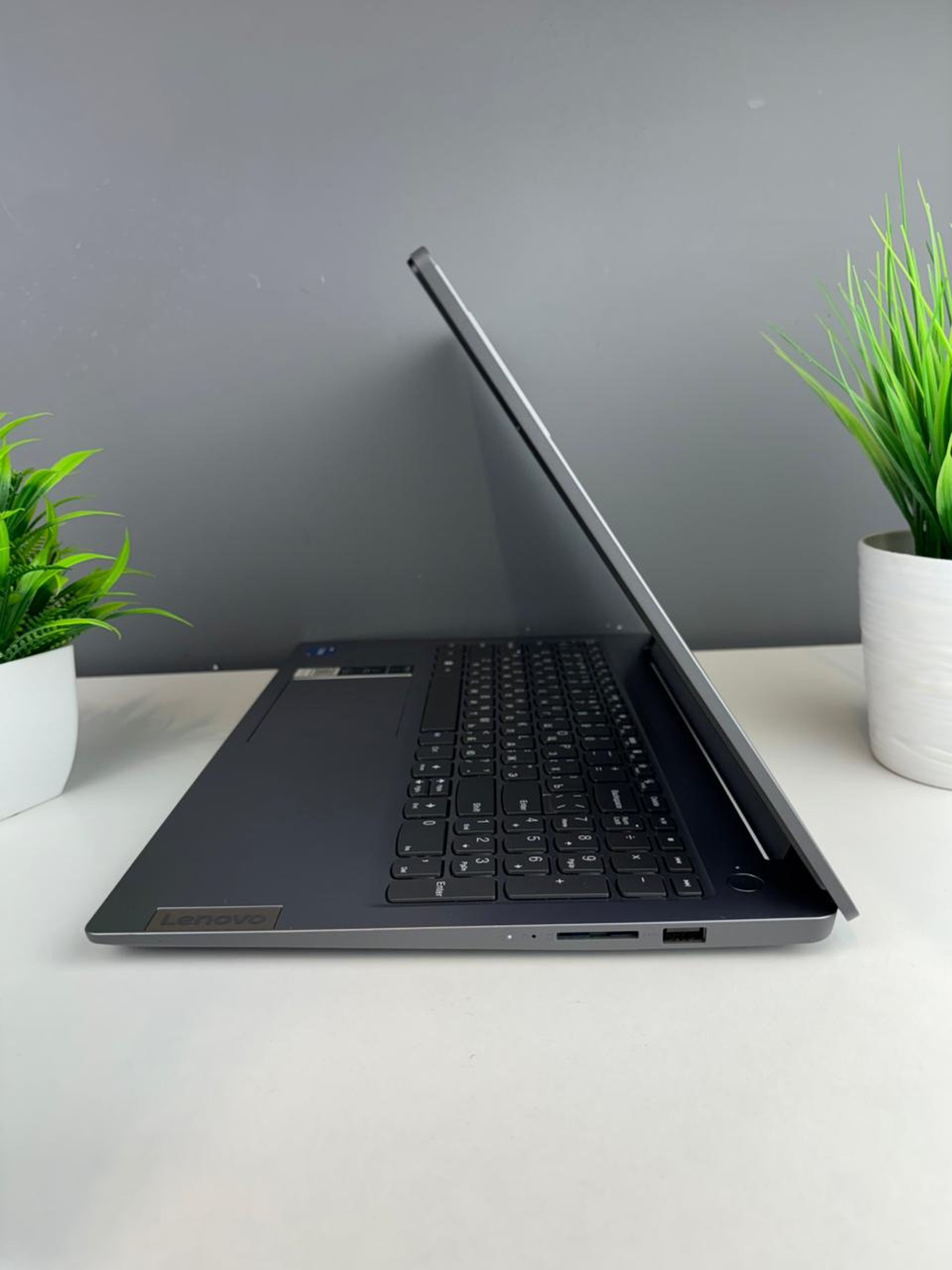 Ноутбук Lenovo core i5/12 пок  Intel Core i5  12-поколение  ядер 16 GB 15 дюймов