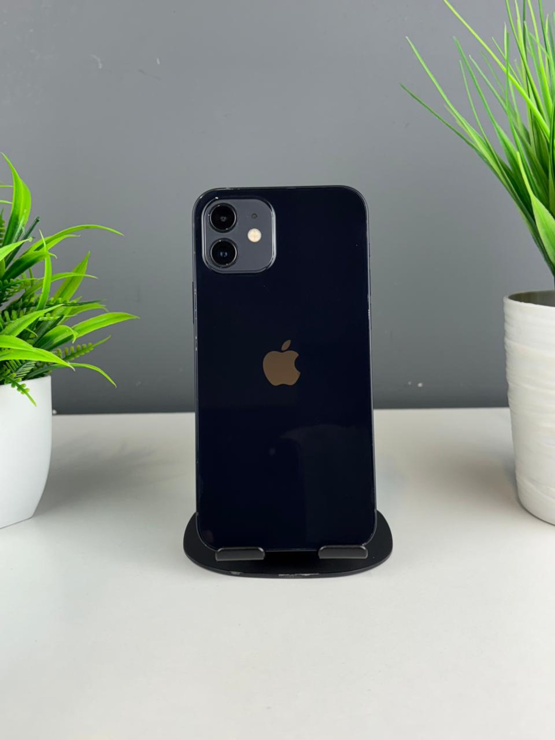 Apple iPhone 12 64 GB