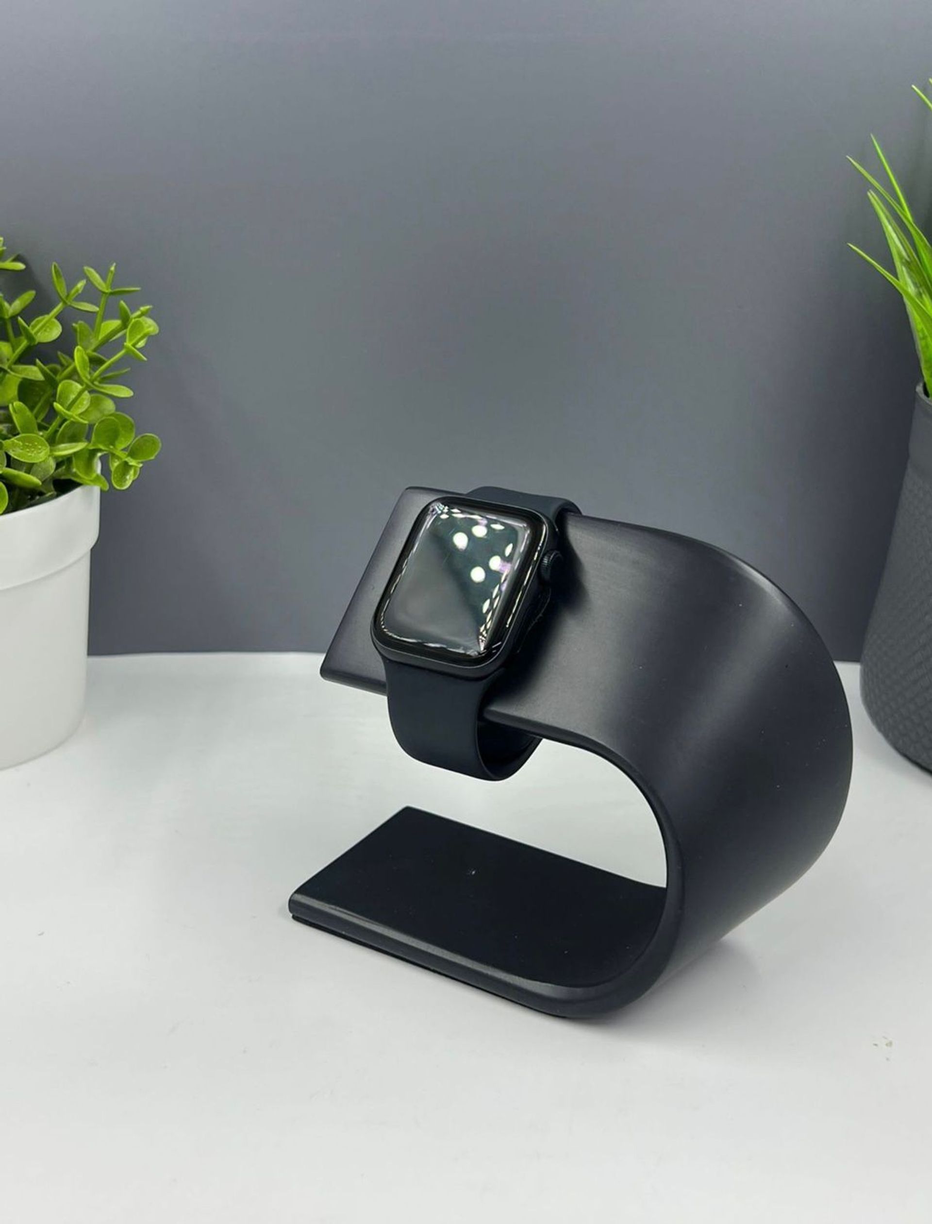 Apple Watch SE 40 мм (2е поколение)