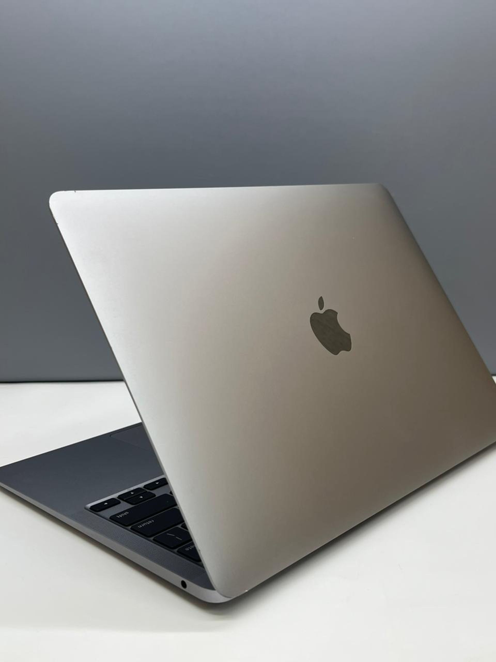 MacBook Air 2020