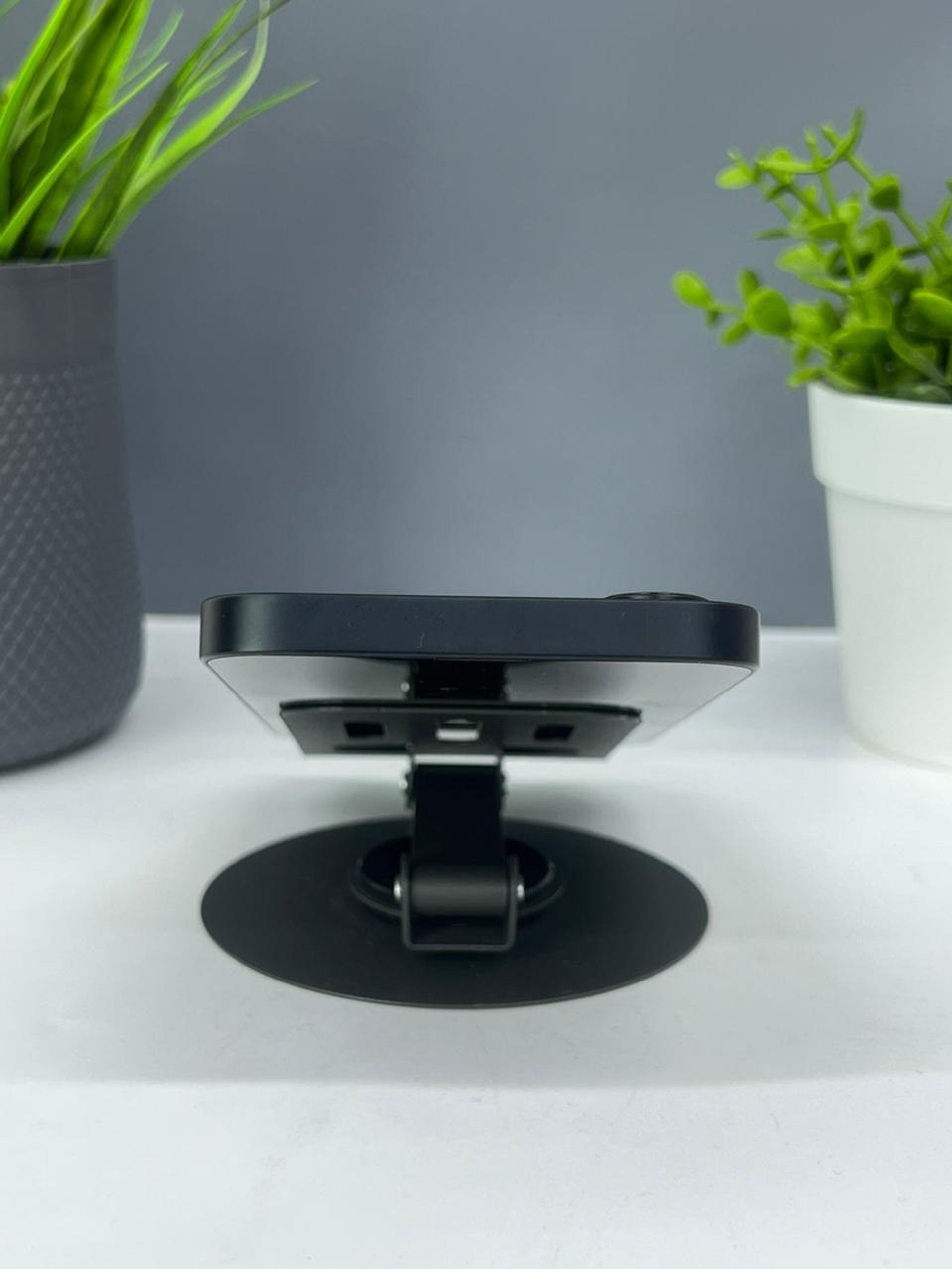 Apple iPhone 16e 128GB