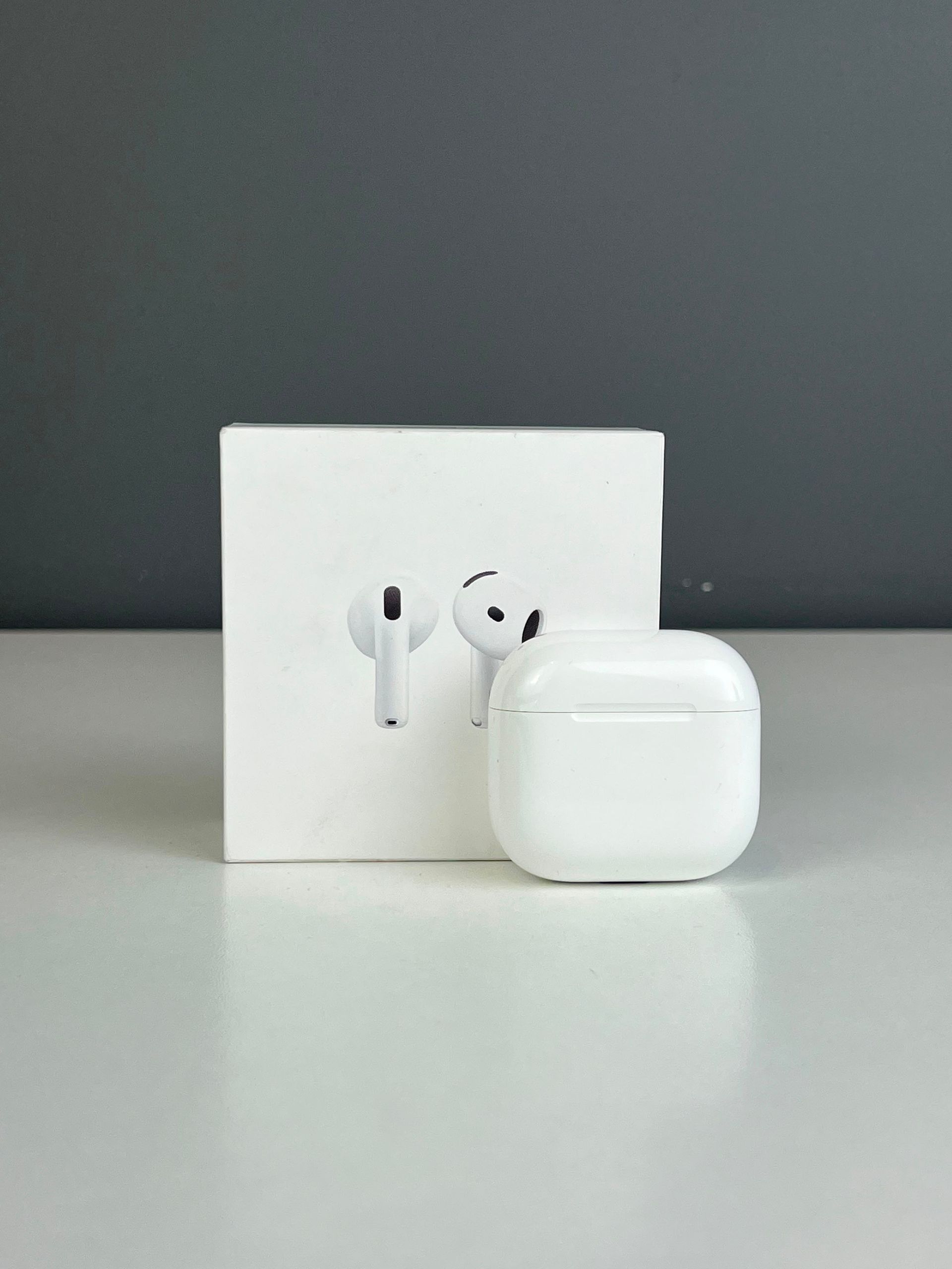 Apple AirPods 4 series