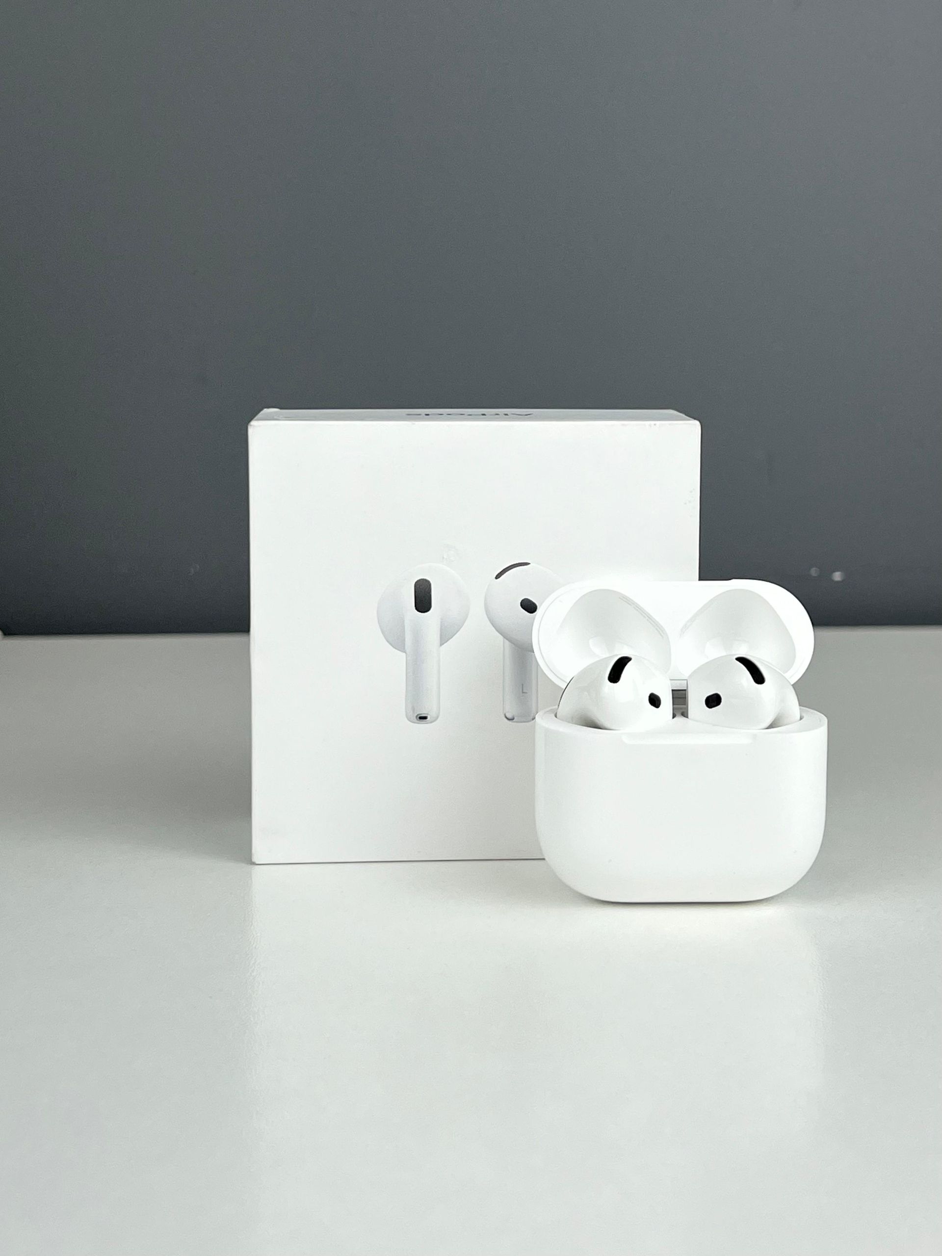 Apple AirPods 4 series