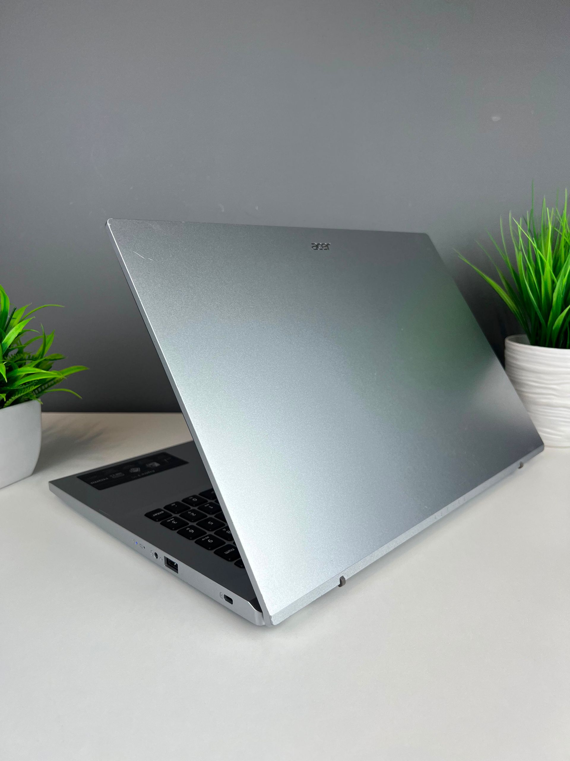 Ноутбук Acer Для работы и учебы AMD Ryzen 7 3-поколение ядер 16 GB 512 GB 14 дюймов