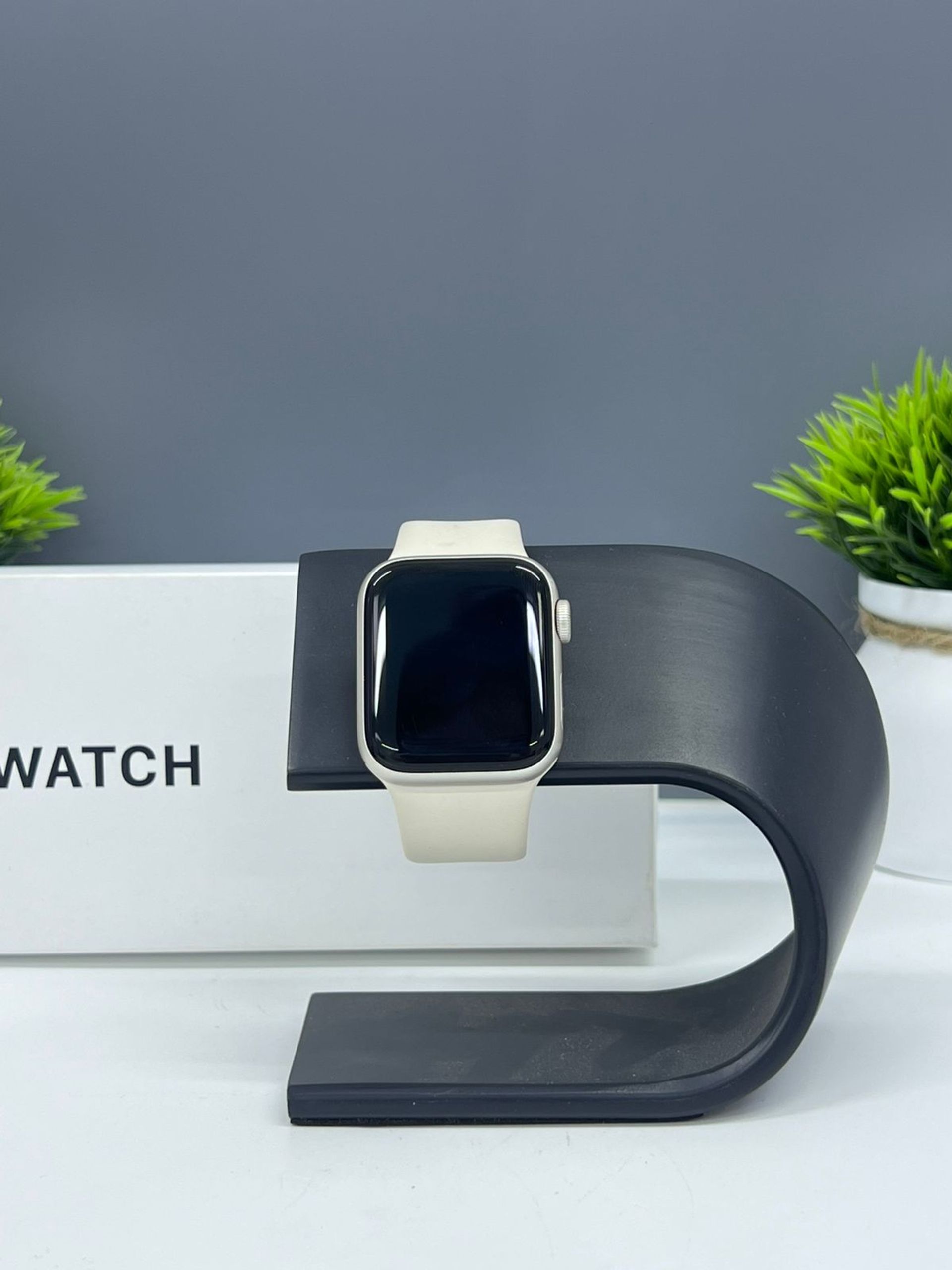 Apple Watch SE 40 мм (2е поколение)