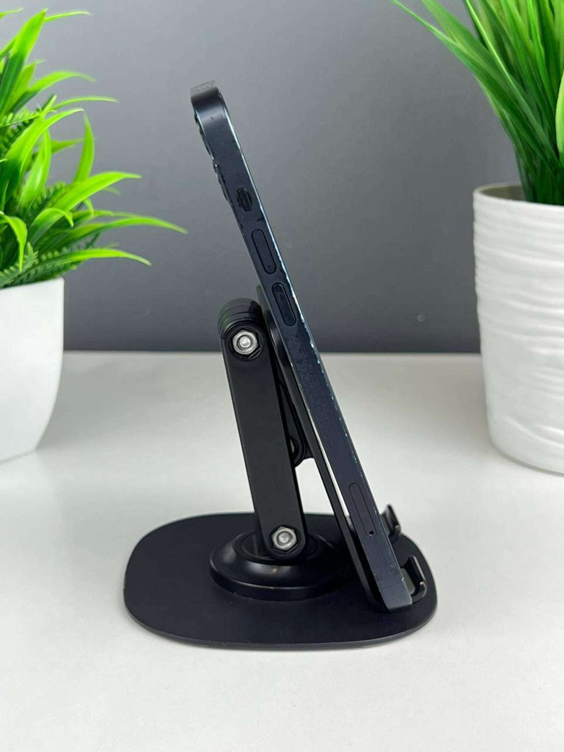 Apple iPhone 12 64GB