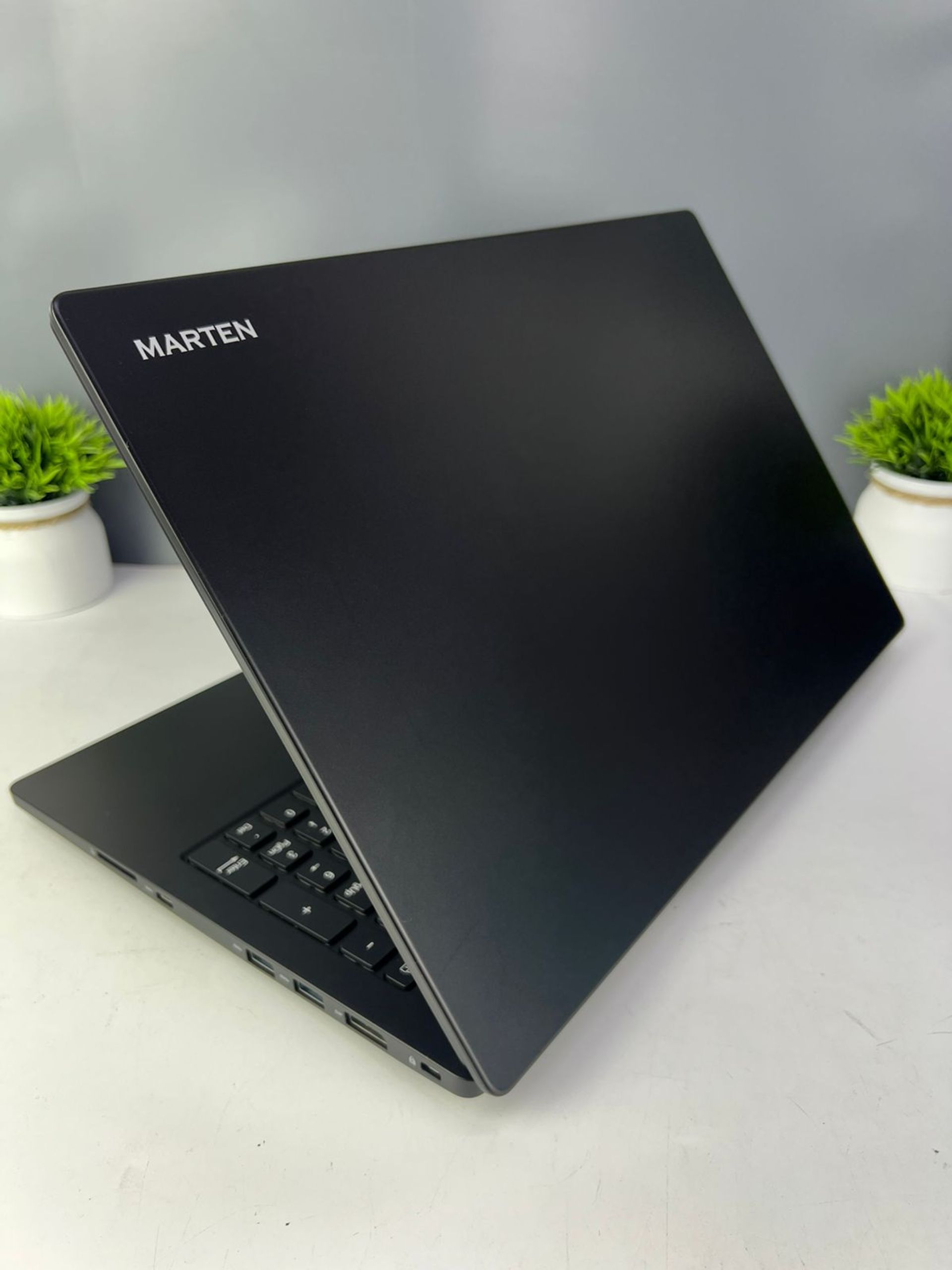 Ноутбук Marten core i5/12 пок  Intel Core i5  12-поколение  ядер 16 GB 256 GB 15 дюймов