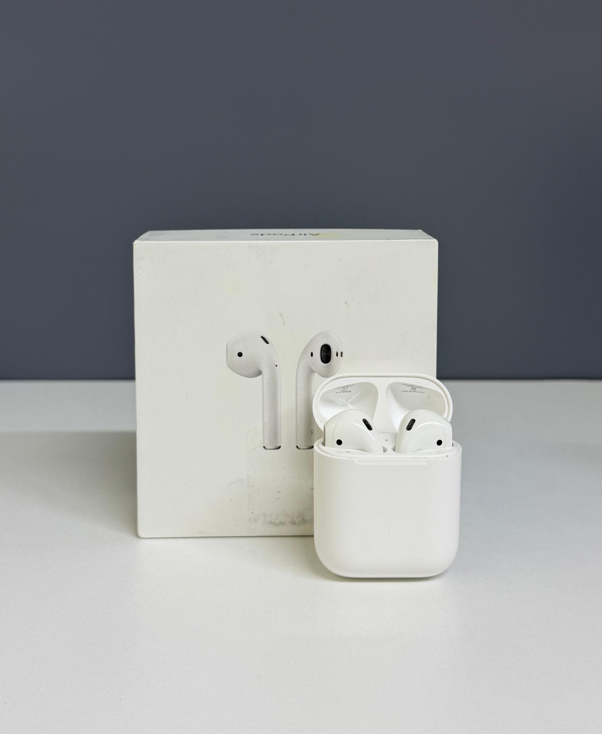 Apple AirPods 2 series
