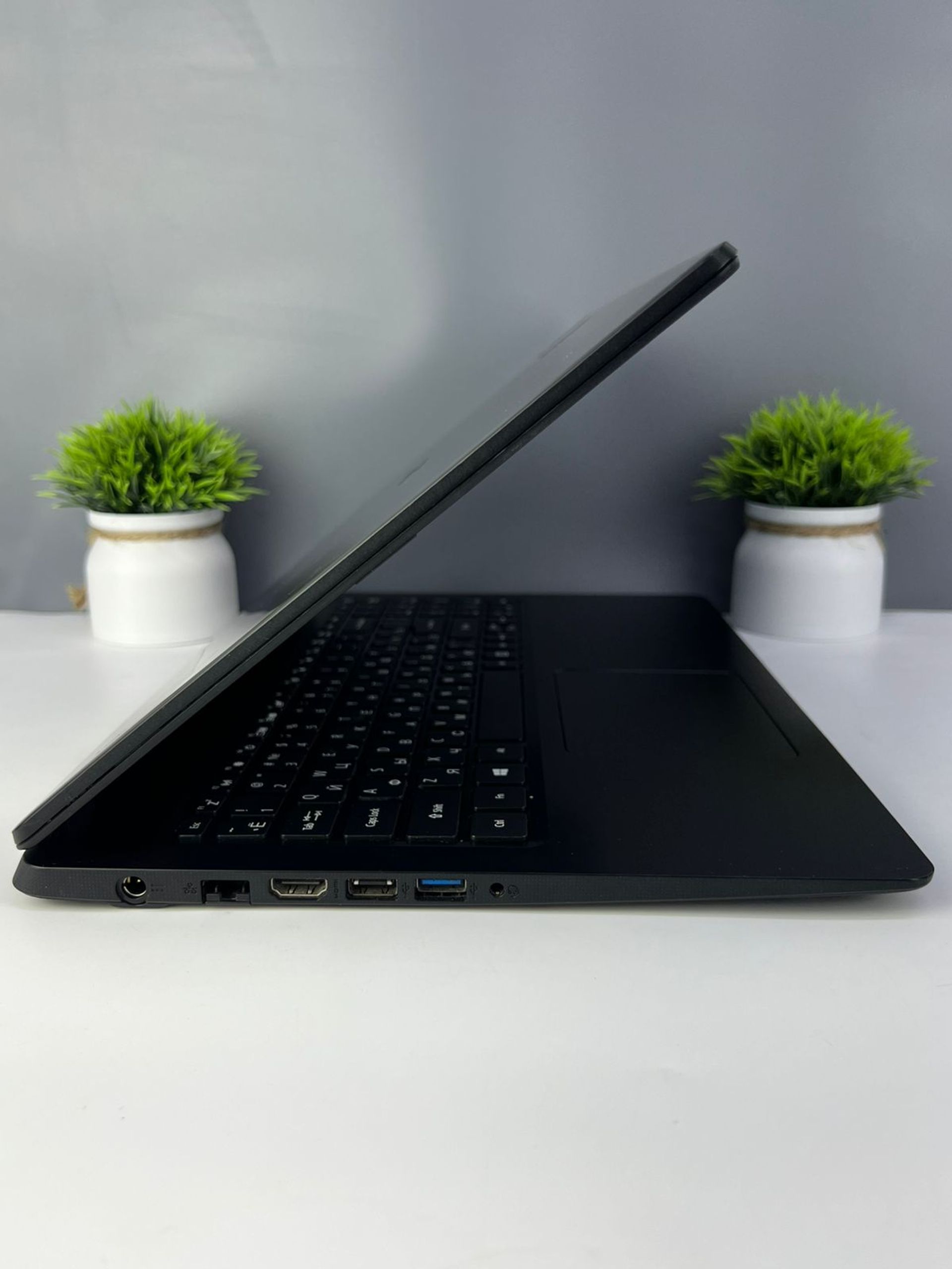 Ноутбук Acer core i5/10 пок  Intel Core i5  10-поколение  ядер 4 GB 16 дюймов