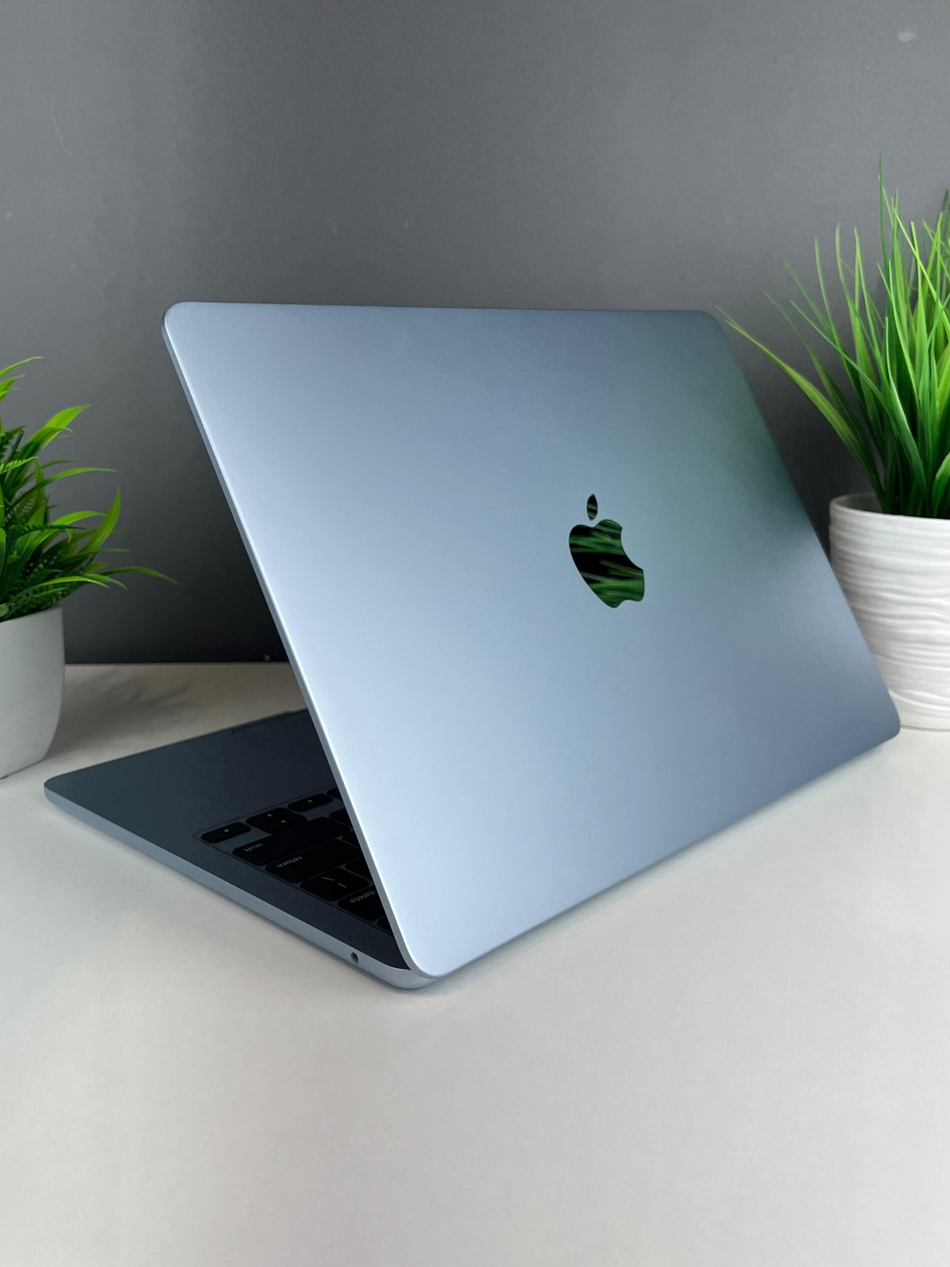 Ноутбук Apple macbook air 13 m4 Apple M4 ядер 16 GB 256 GB 13 дюймов