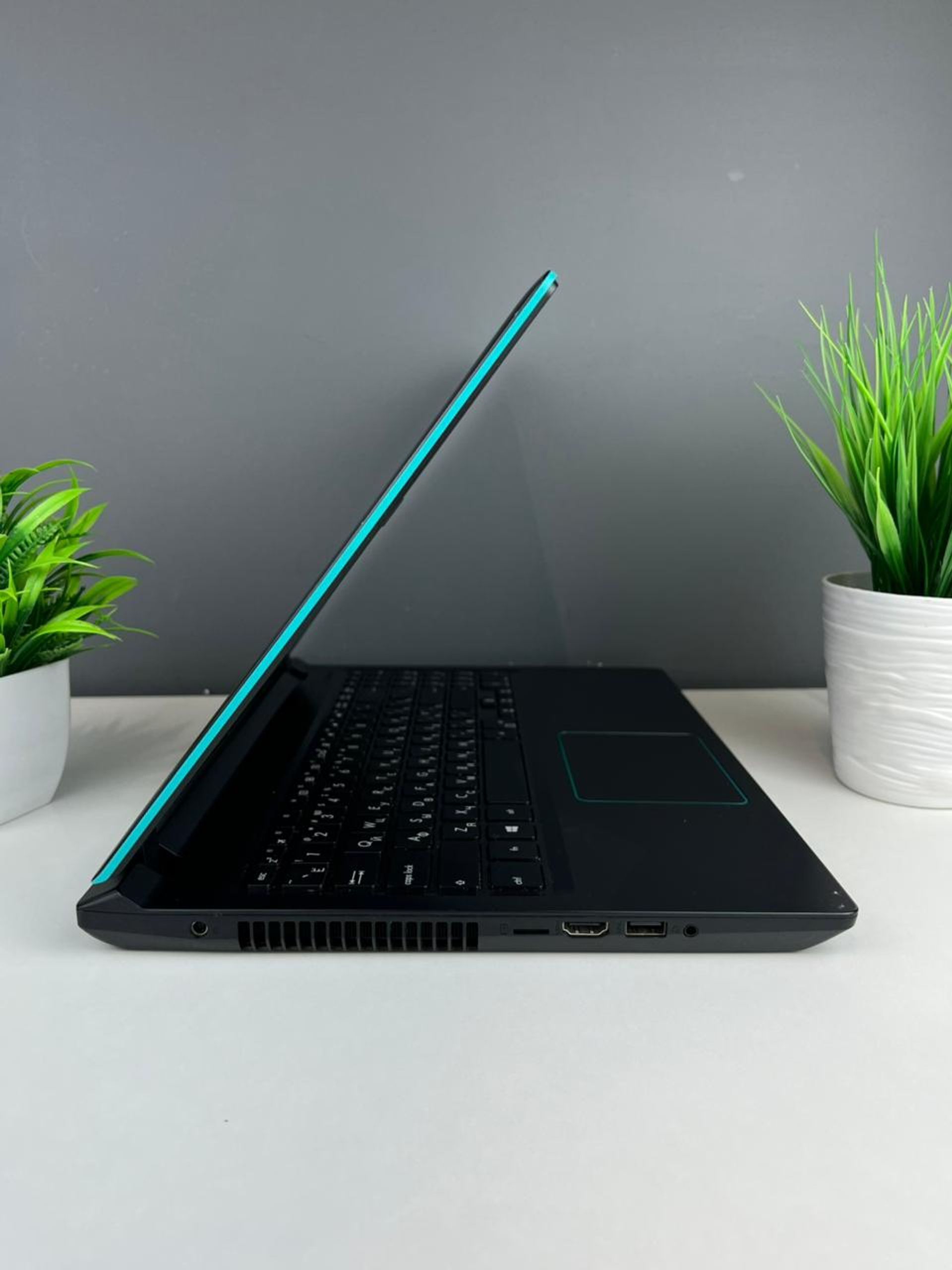 Ноутбук Asus core i5/8 пок  Intel Core i5  8-поколение  ядер 8 GB