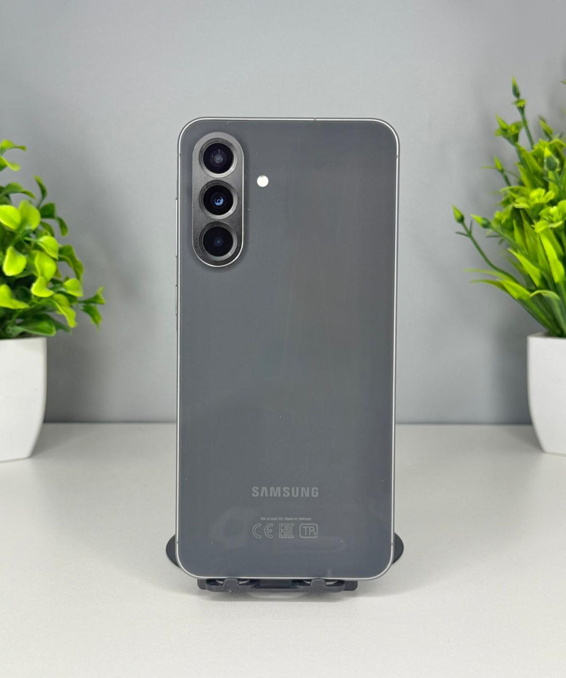 Samsung A56 5G 128 8 серый