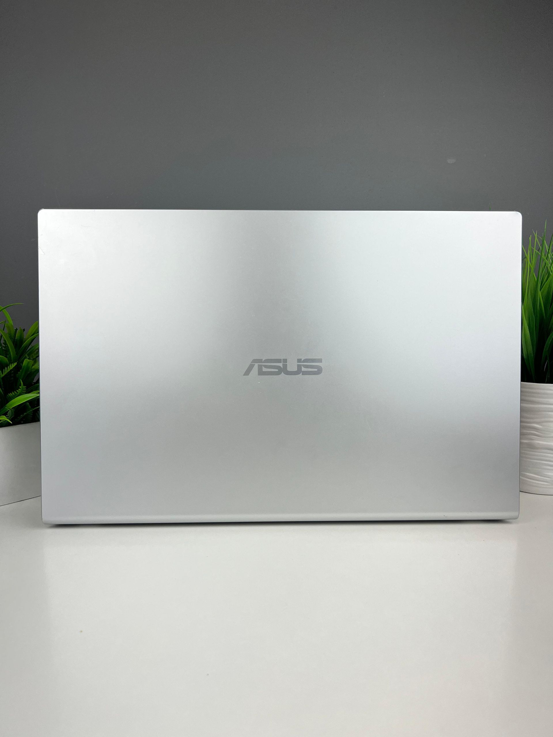 Ноутбук Asus core i5/10 пок  Intel Core i5  10-поколение  ядер 8 GB 256 GB 15 дюймов