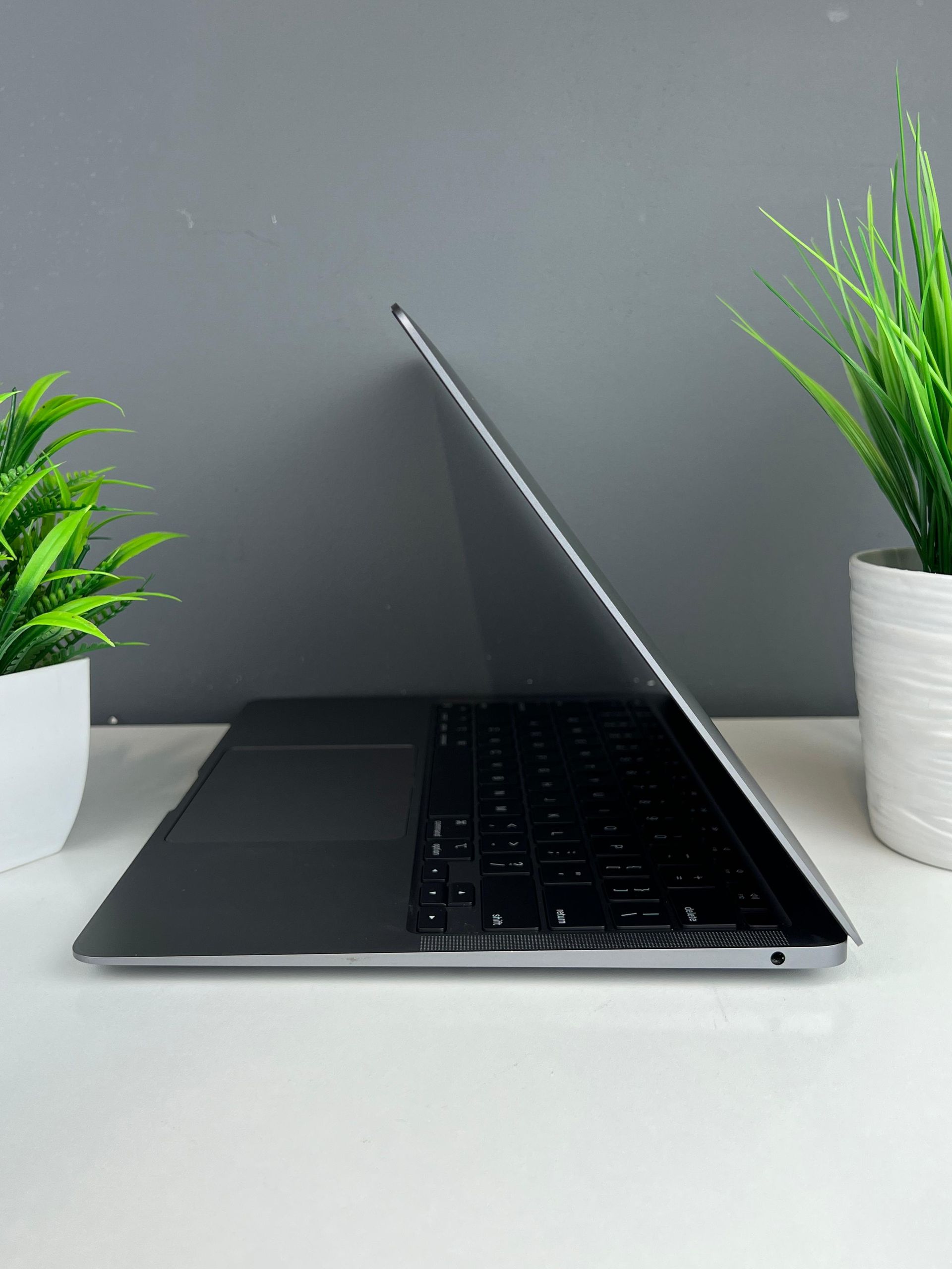 Ноутбук Apple macbook air 13 m1 Apple M1 ядер 8 GB 256 GB 13.3 дюймов