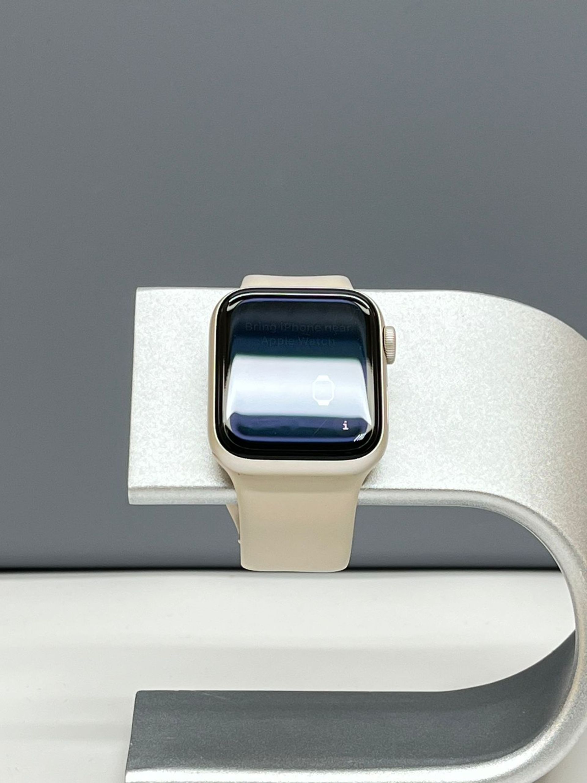 Apple Series SE 40 mm (2е поколение) 40