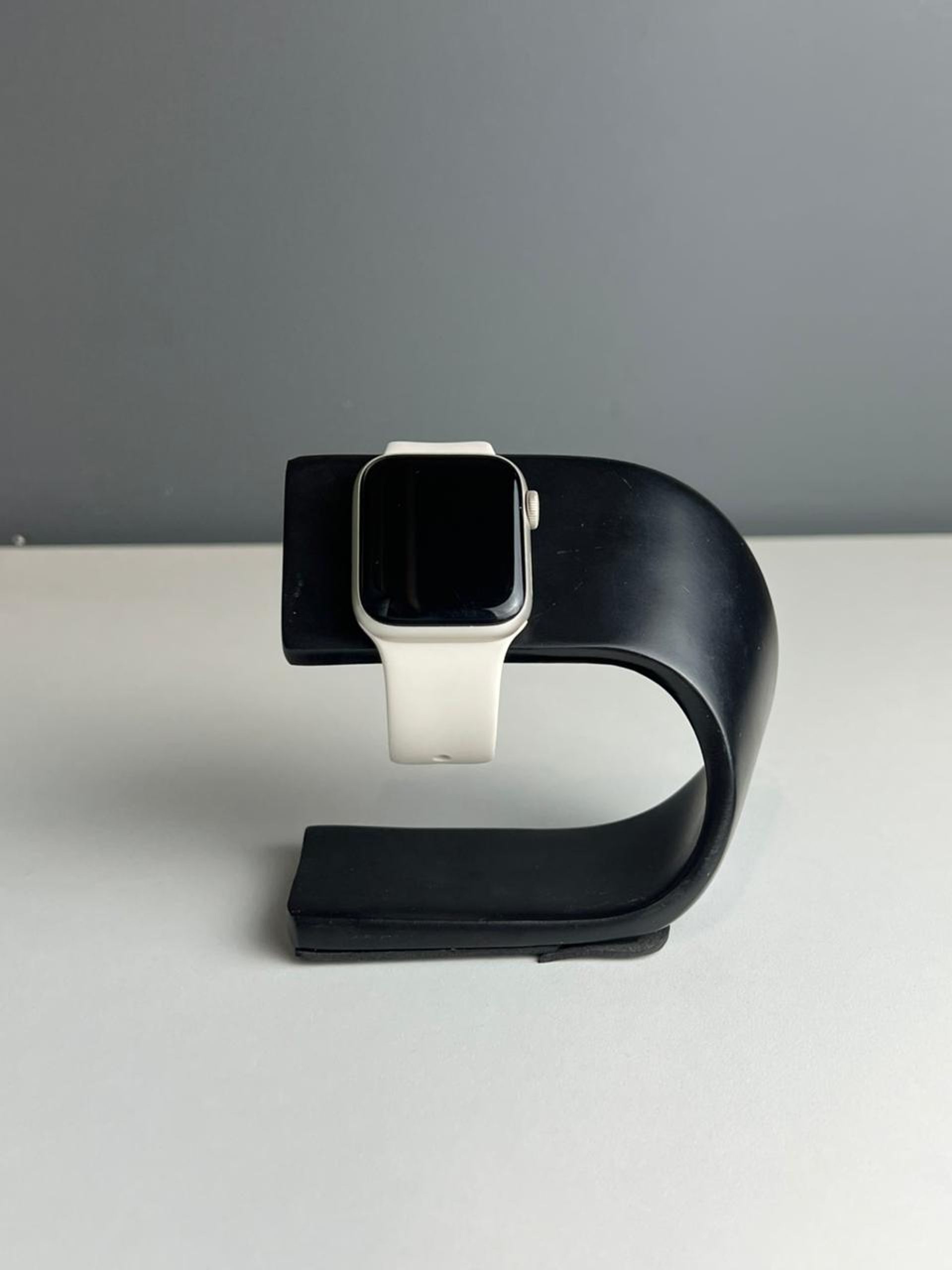 Apple Watch SE 40 мм (2е поколение)