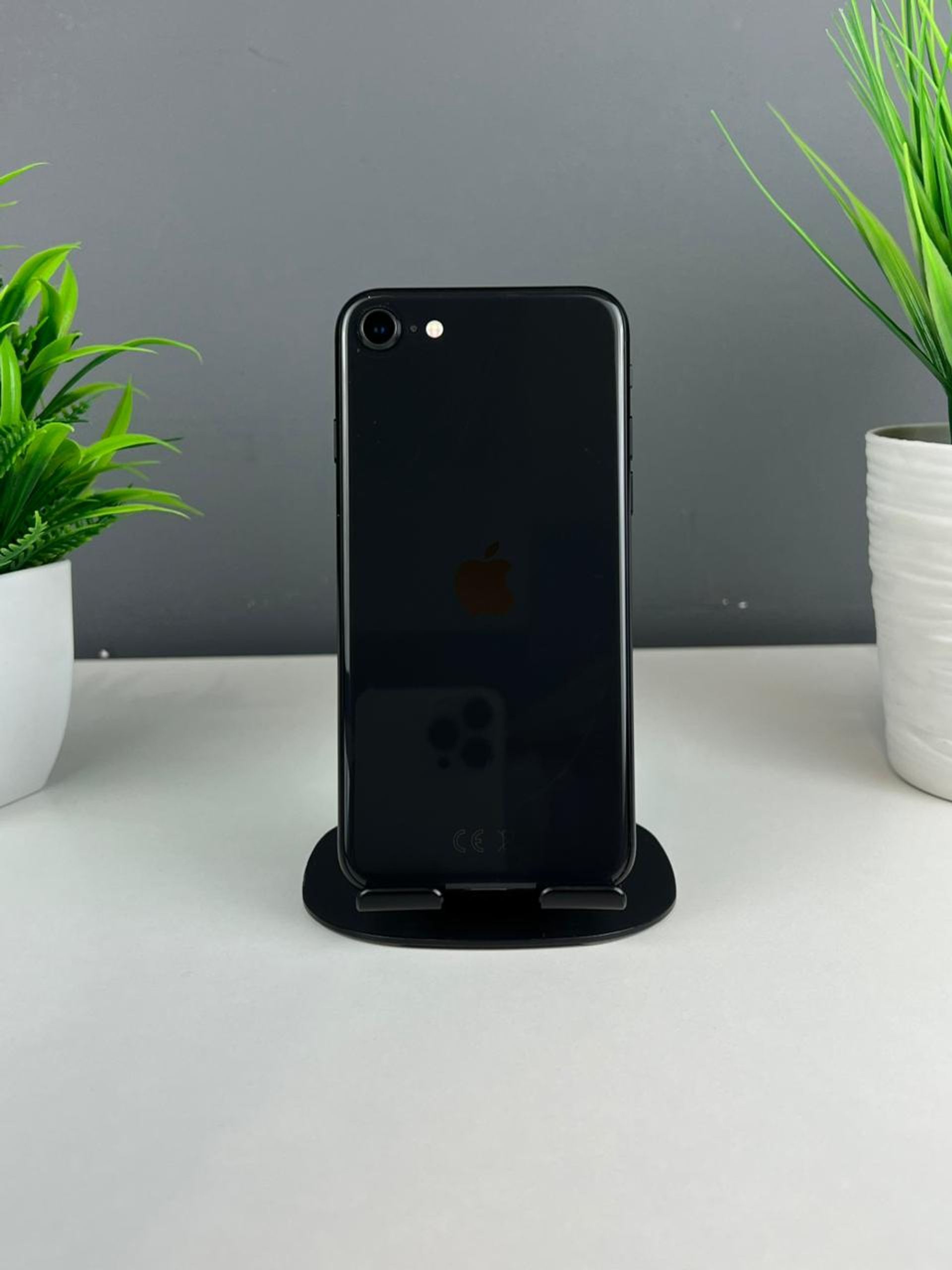 Apple iPhone SE (2022) 128 GB