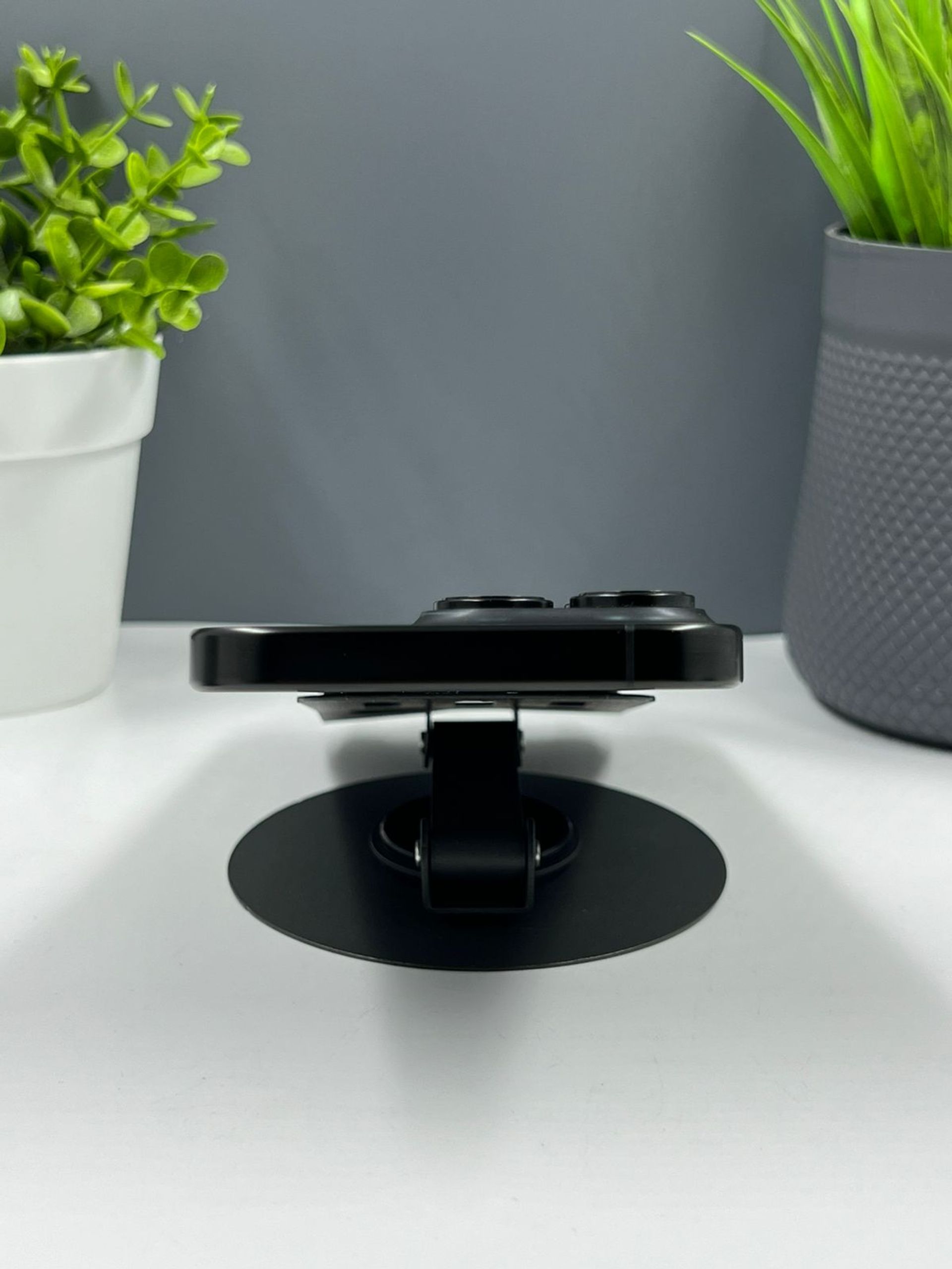 Apple iPhone 16 Pro 128Gb - фото_3