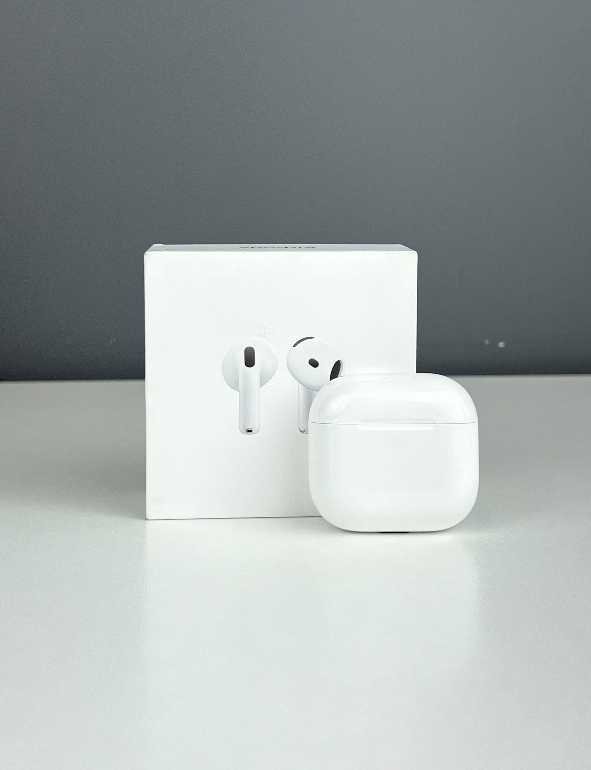 Apple AirPods 4 series