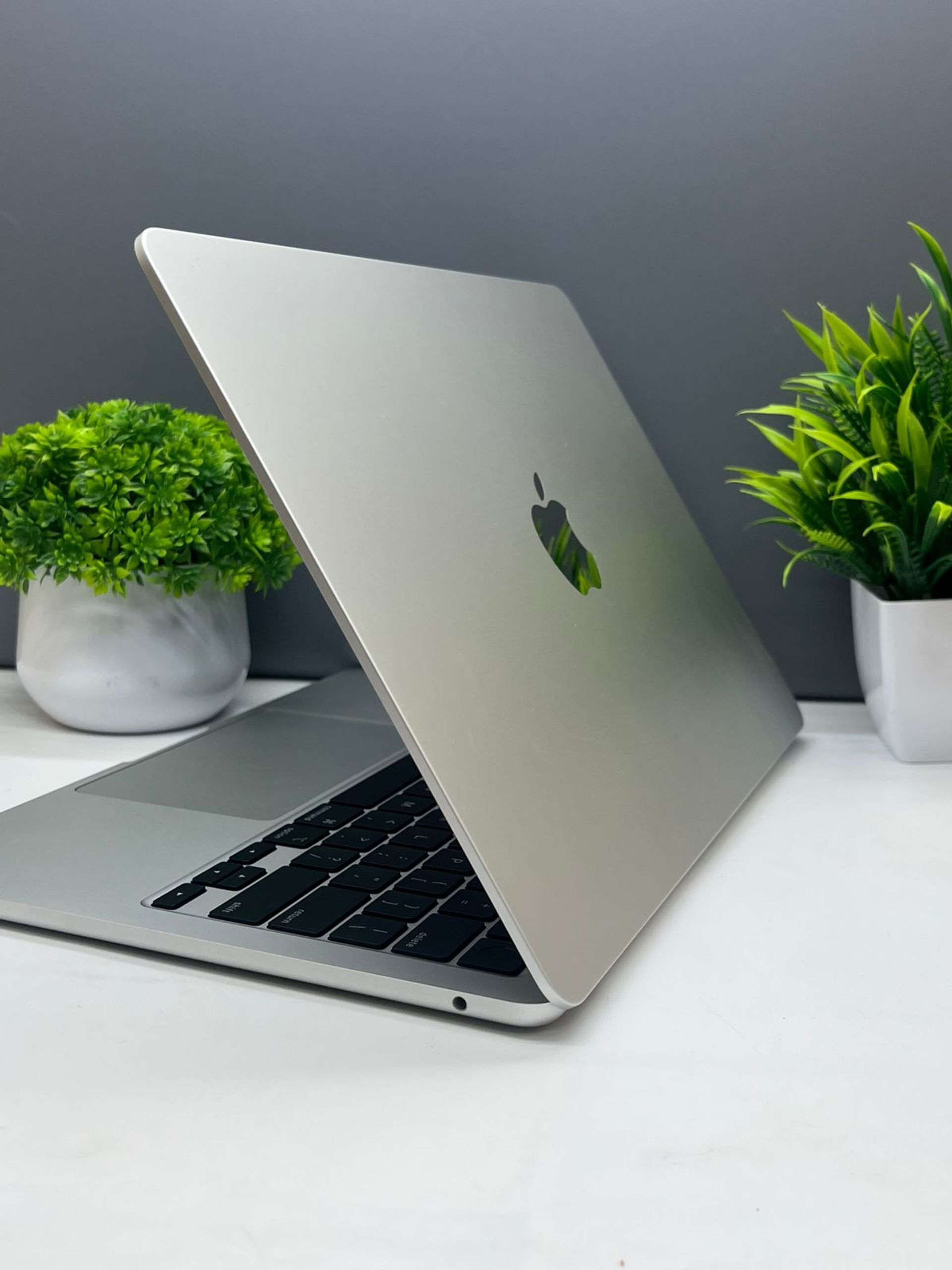 Ноутбук Apple macbook air 15 m4 Apple M4 ядер 16 GB 256 GB 256 GB 14 дюймов