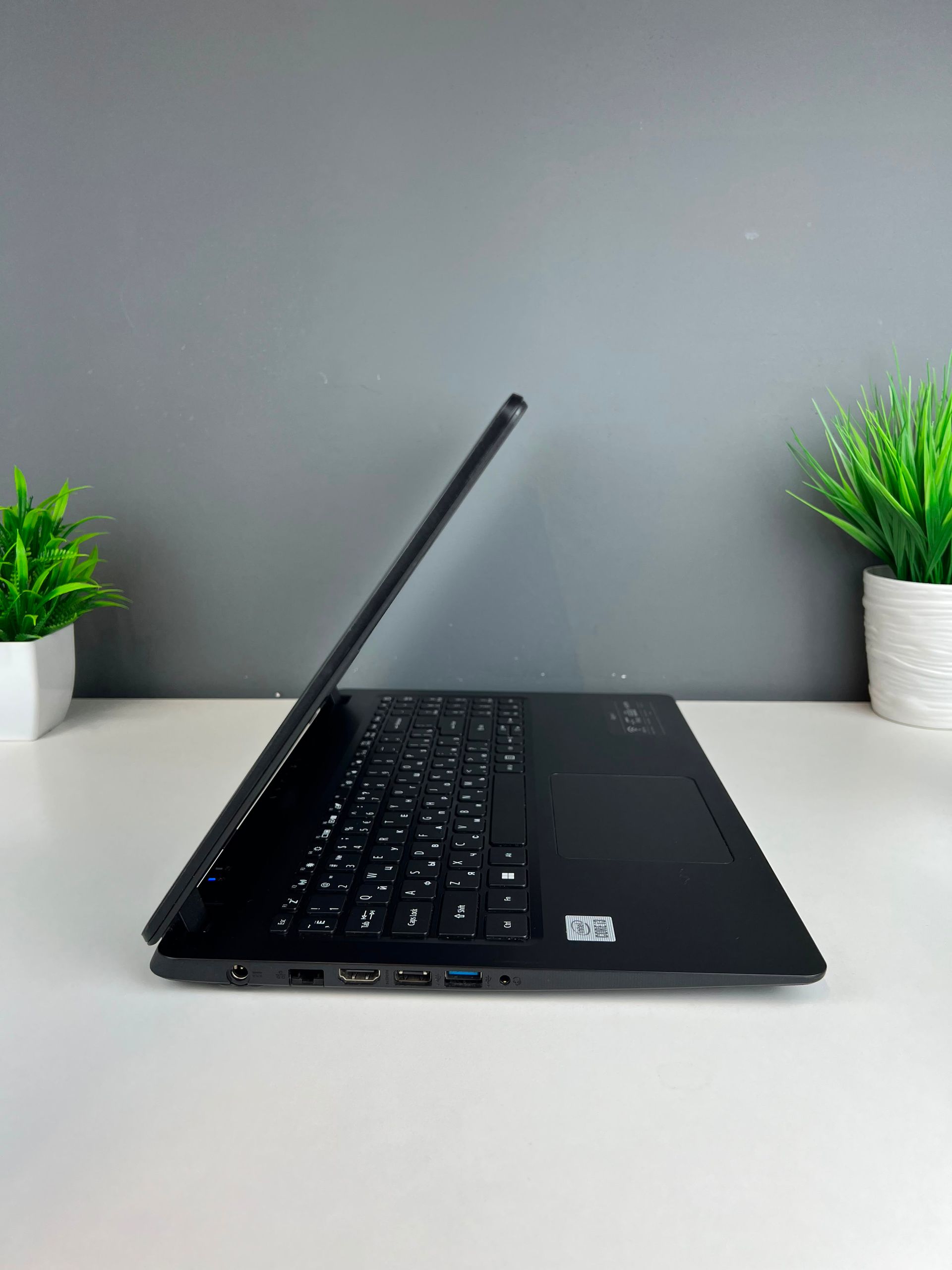 Ноутбук Acer core i3/10-пок  Intel Core i3  10-поколение  ядер 8 GB 128 GB 16 дюймов