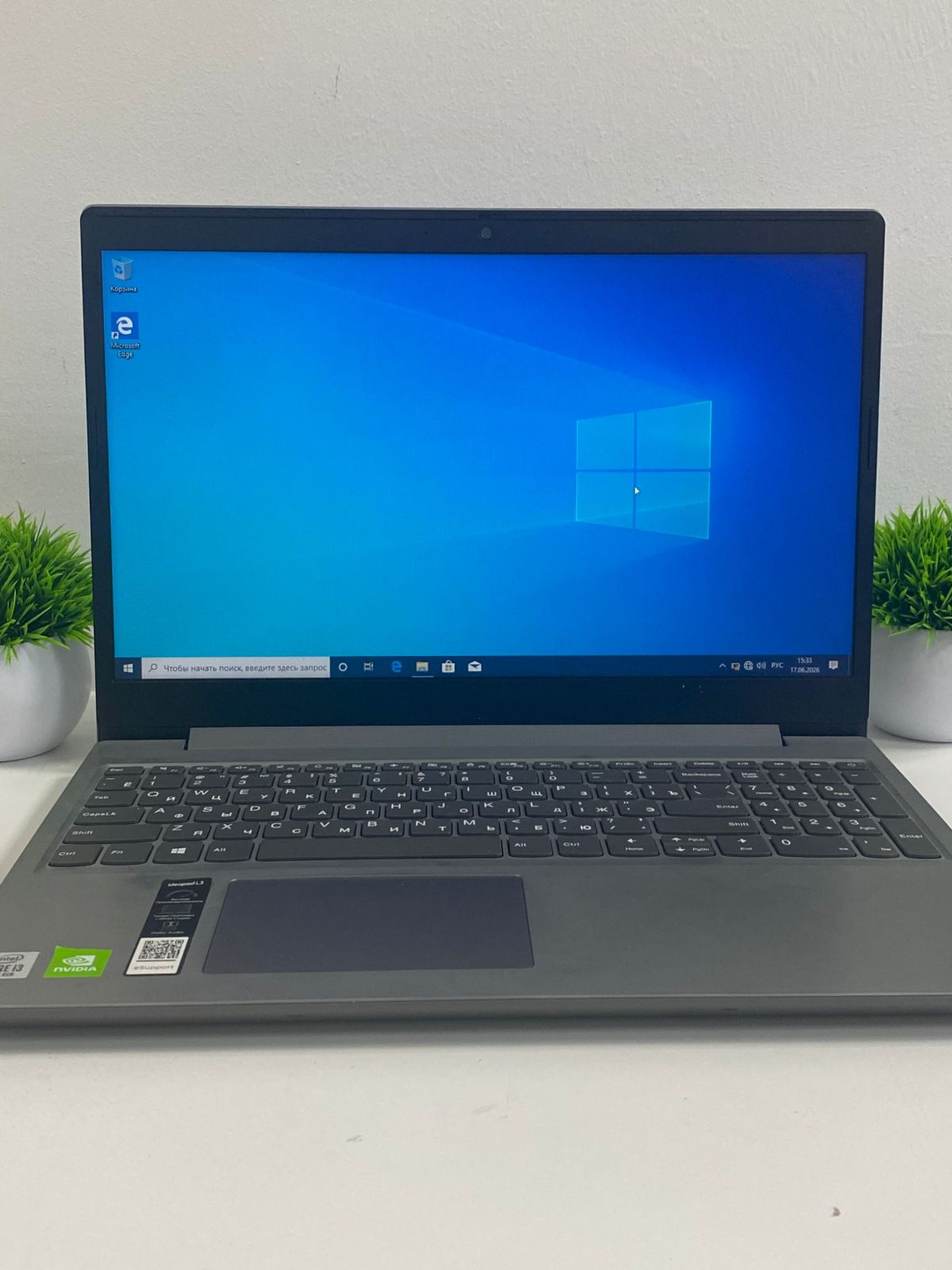 Ноутбук Lenovo core i3/10-пок  Intel Core i3  10-поколение  ядер 4 GB 16 дюймов