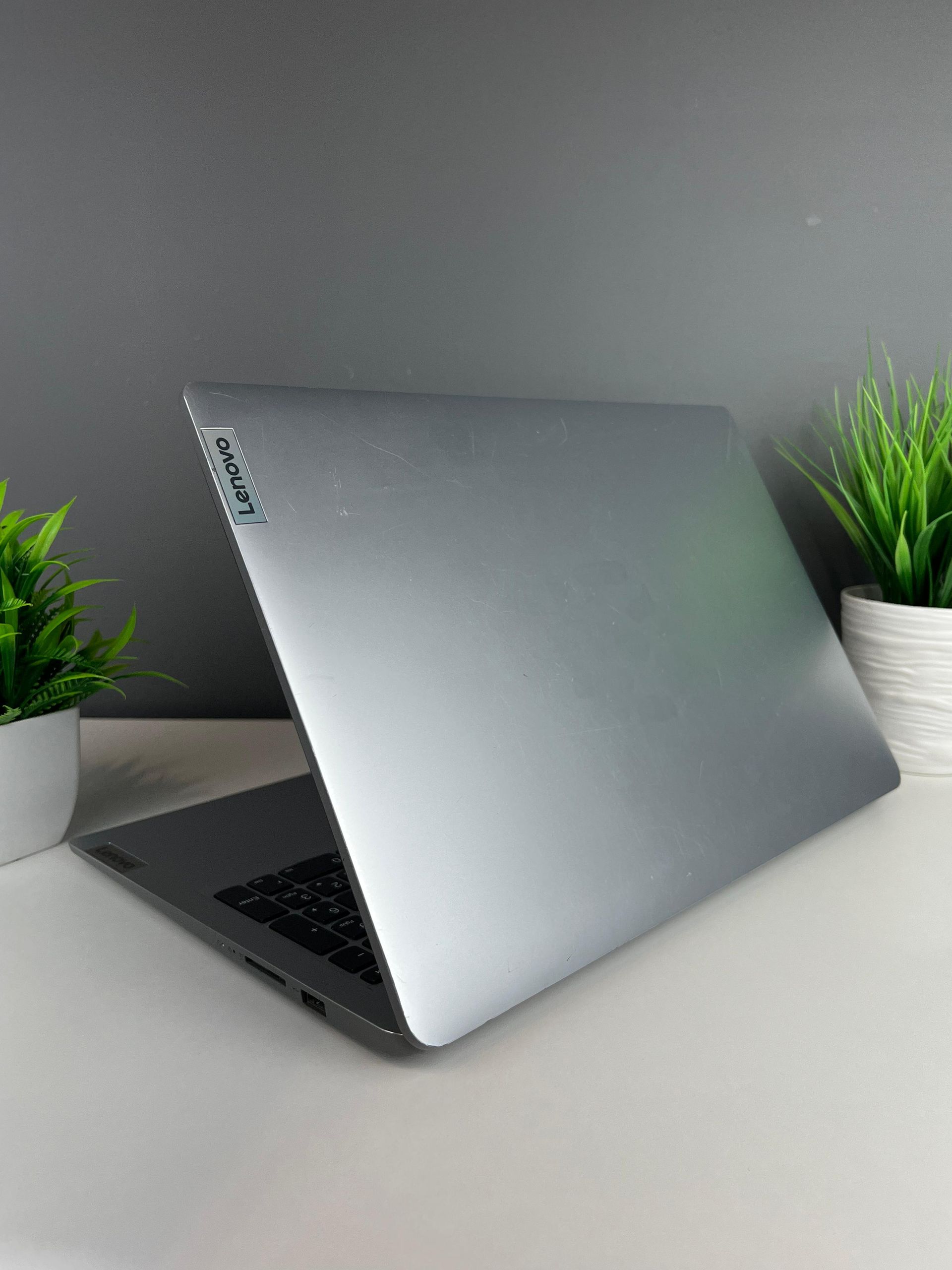 Ноутбук Lenovo ryzen 7 (5-е поколение) 2023 (8 ядер / 16 потоков) AMD Ryzen 7 5-поколение ядер 16 GB 512 GB 14 дюймов