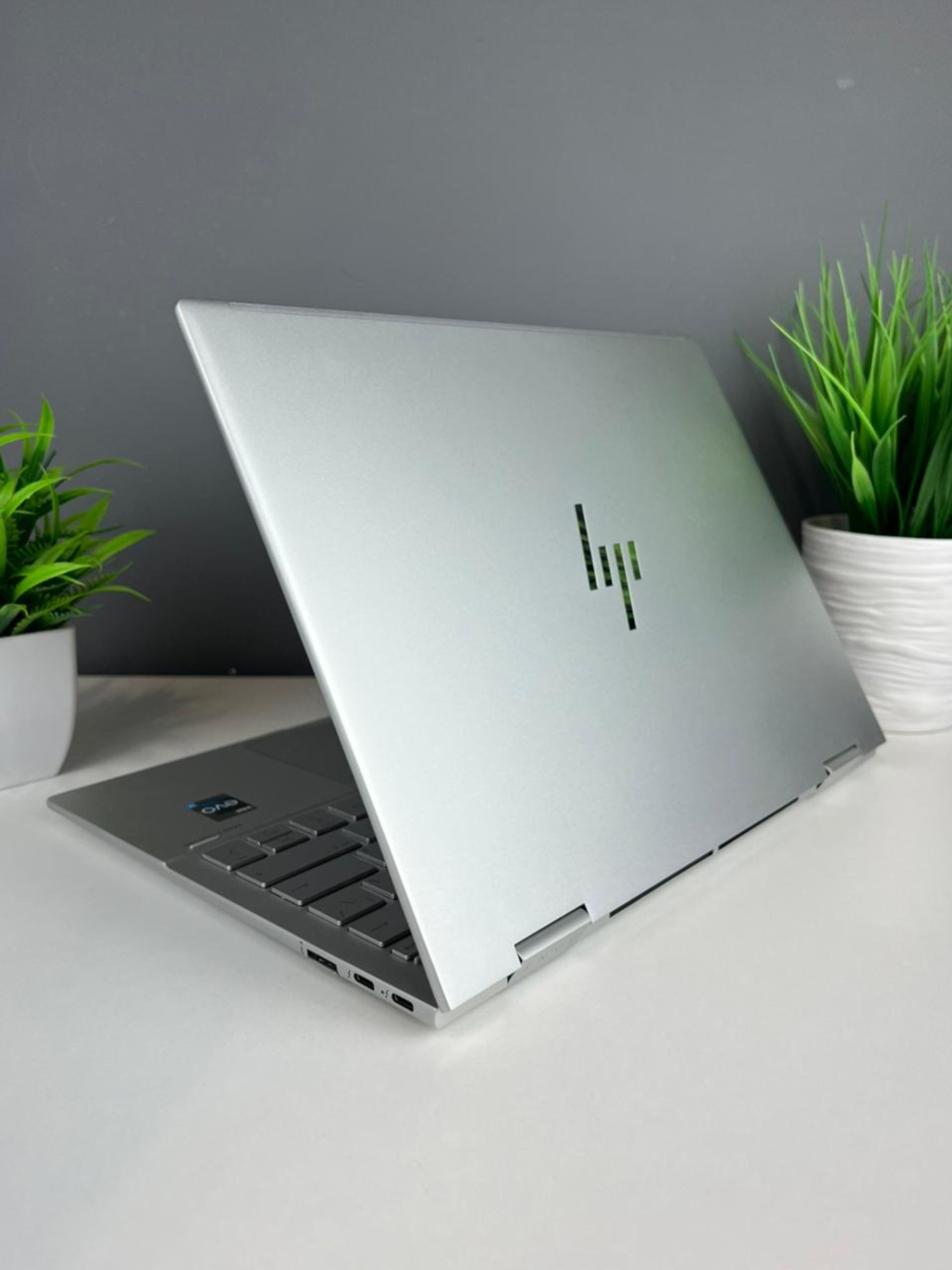 Ноутбук HP Hp Core i7/12 пок