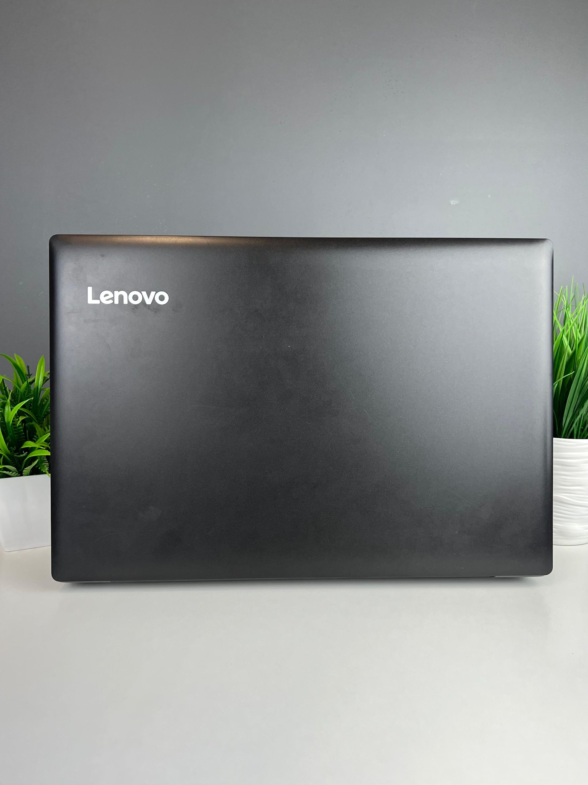 Ноутбук Lenovo Для работы и учебы  Intel Core i3  7-поколение  ядер 8 GB 15 дюймов