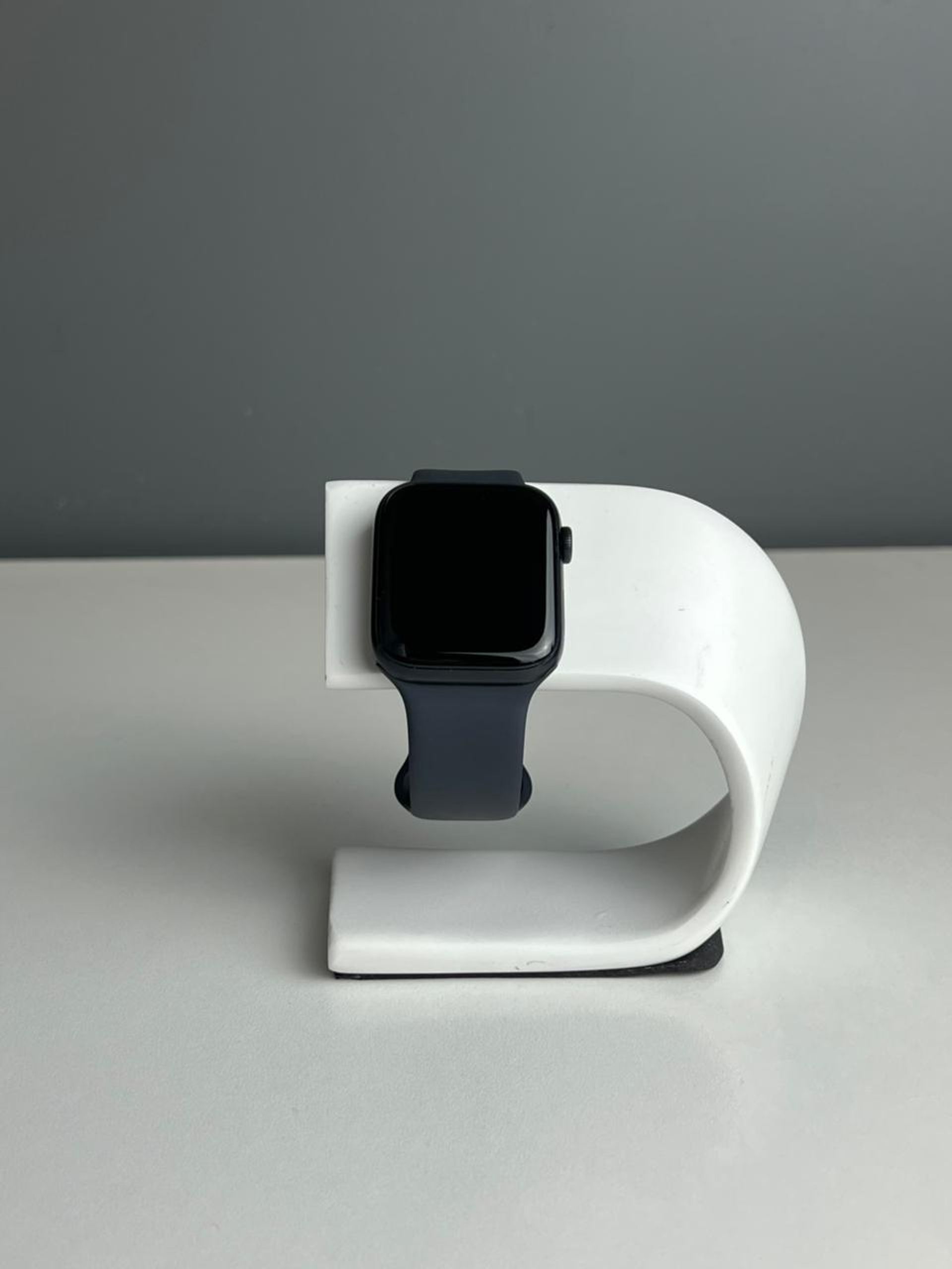 Apple Watch SE 44 мм (3е поколение)