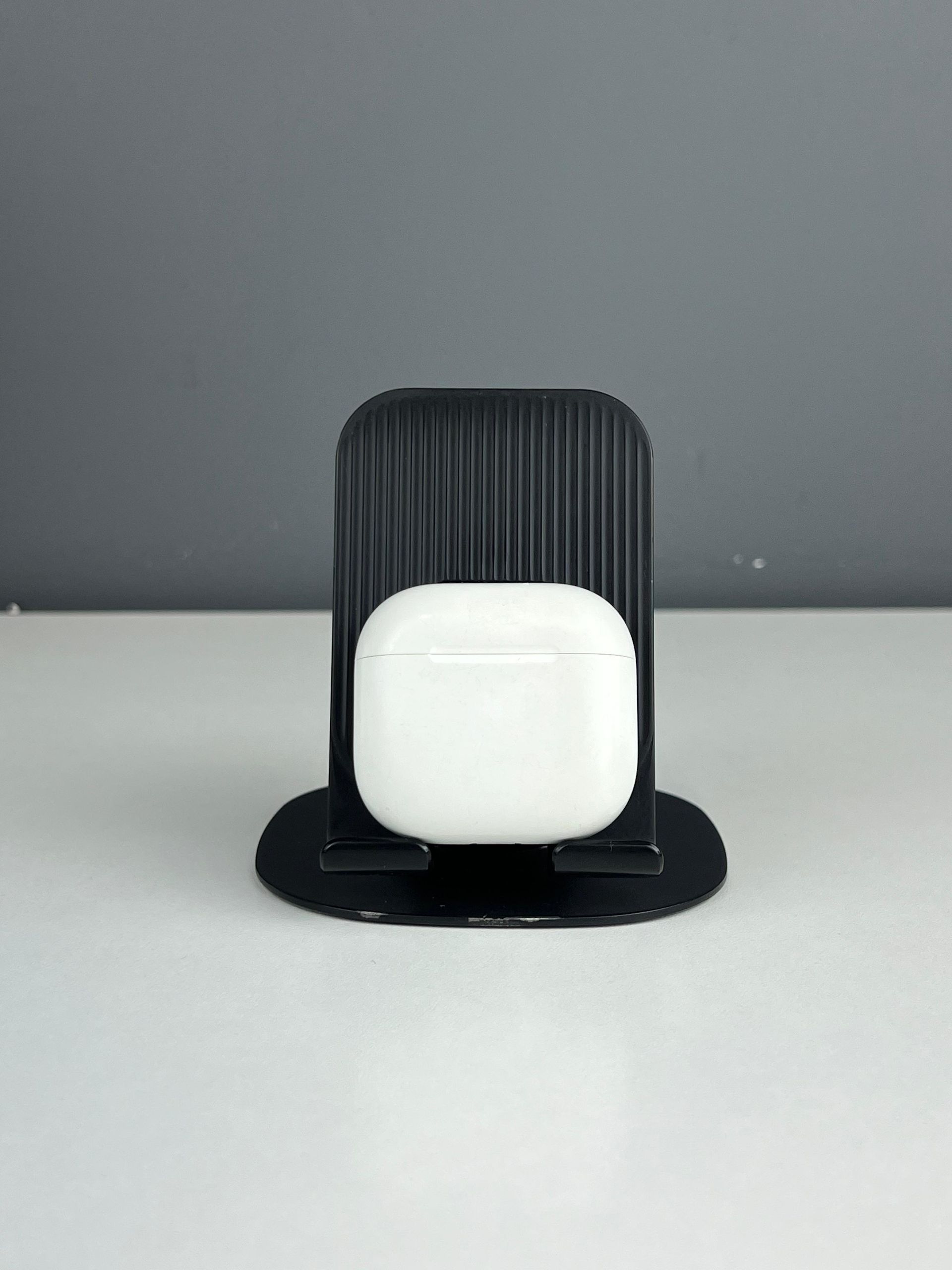 Apple AirPods 4 series